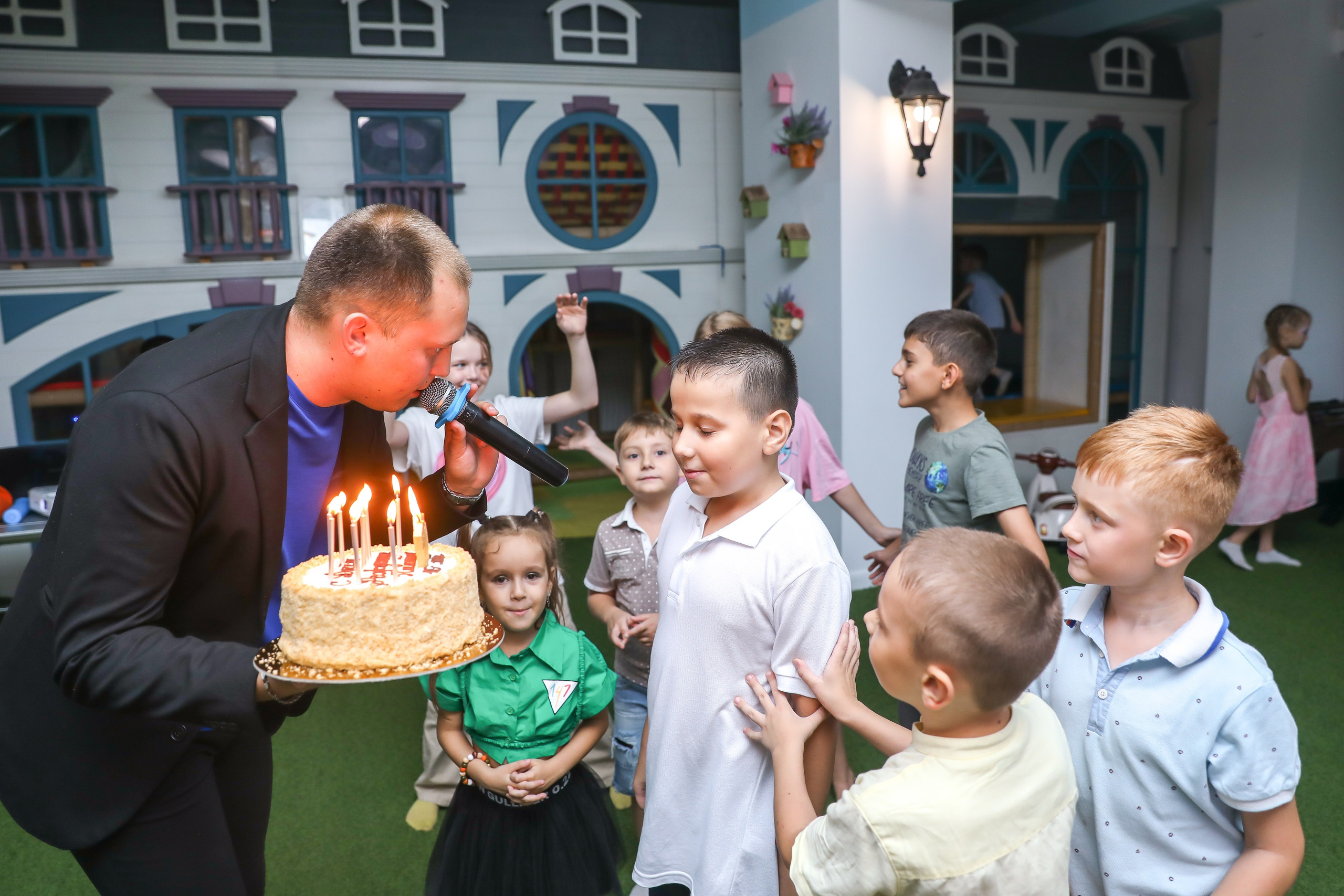 ДЕТСКИЕ МЕРОПРИЯТИЯ. Photographer Viktoriya Markushina «My world throug»