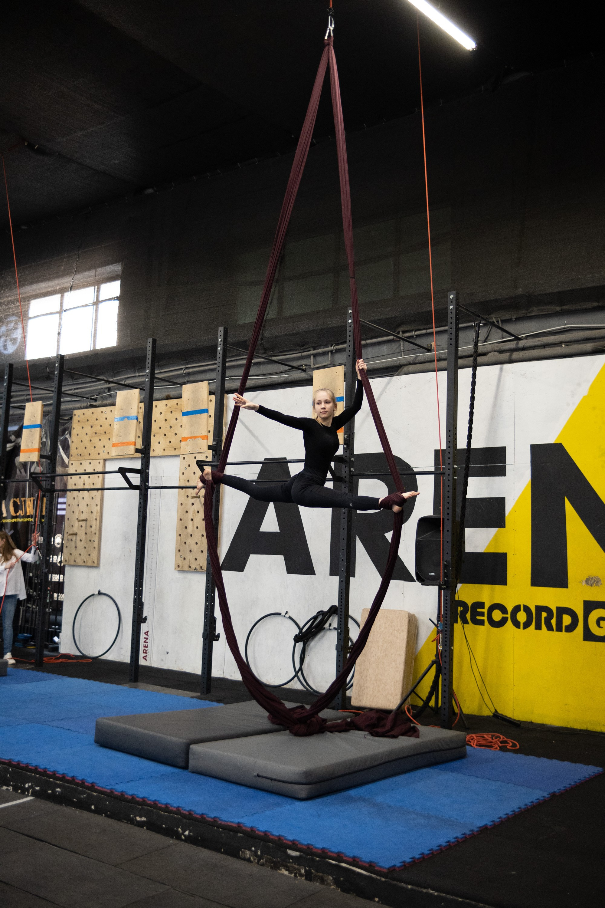 Внутриклубные соревнования по воздушной гимнастике 02.04.23