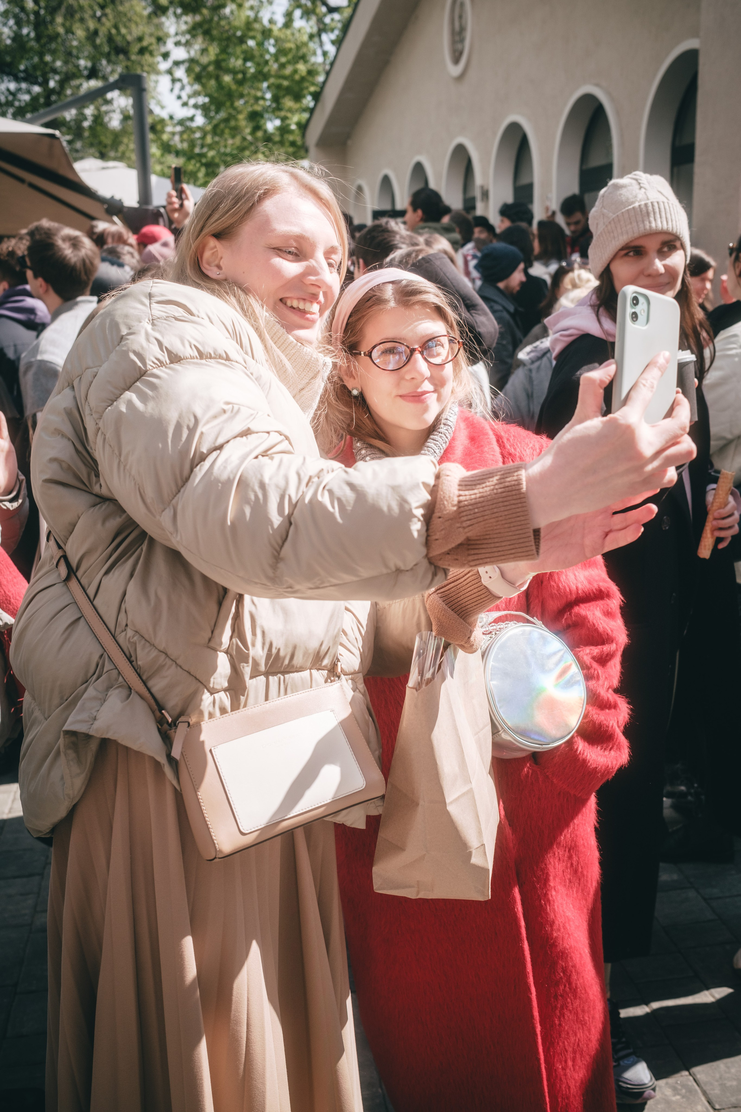 ANTIПA: Музыка во дворе: Антон Беляев & Therr Maitz. Фотограф в Москве Максим Скоробогатов