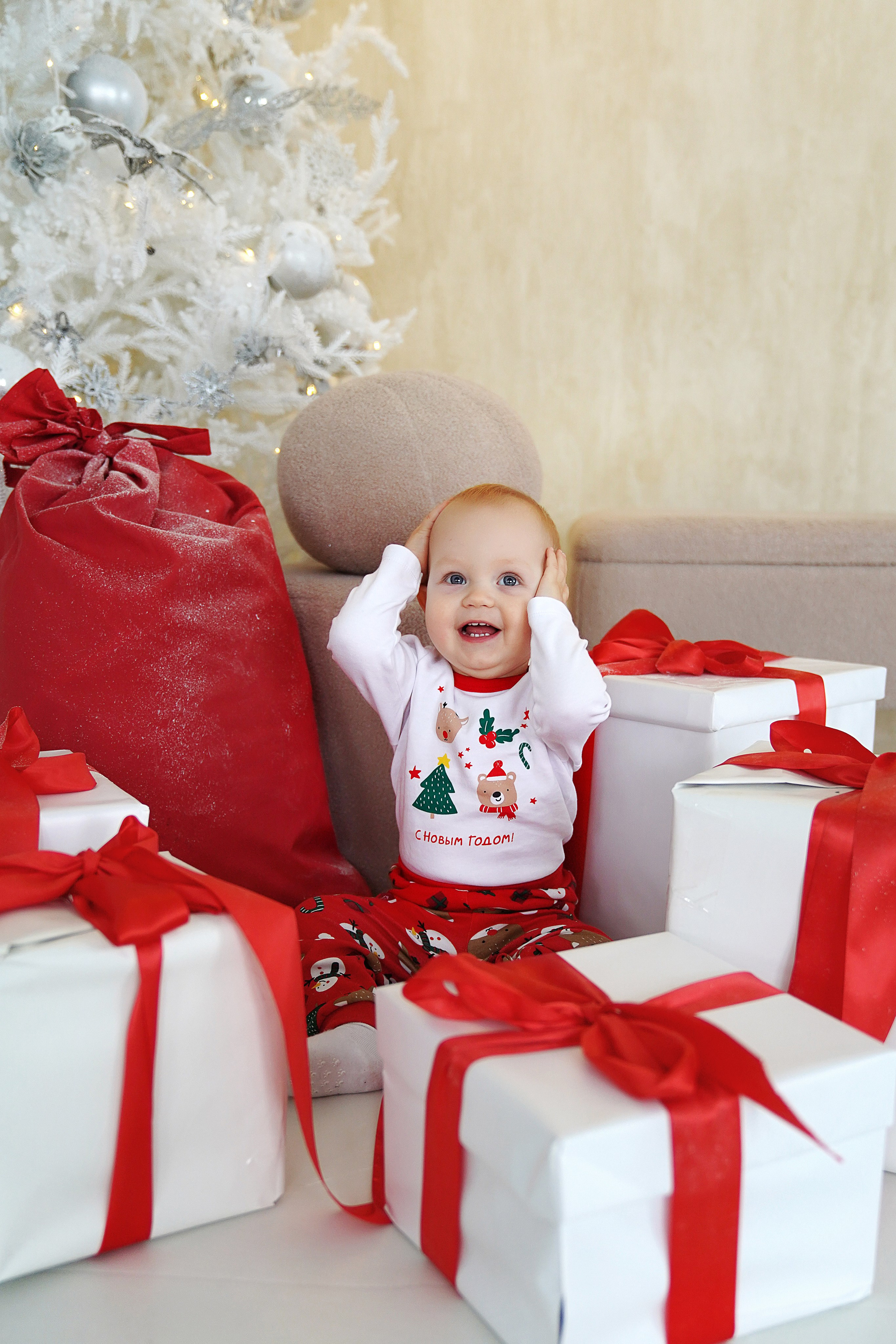 Семейная фотосессия в студии ZOOM (Сосенки). Семейный и детский фотограф в Москве Екатерина Офицерова