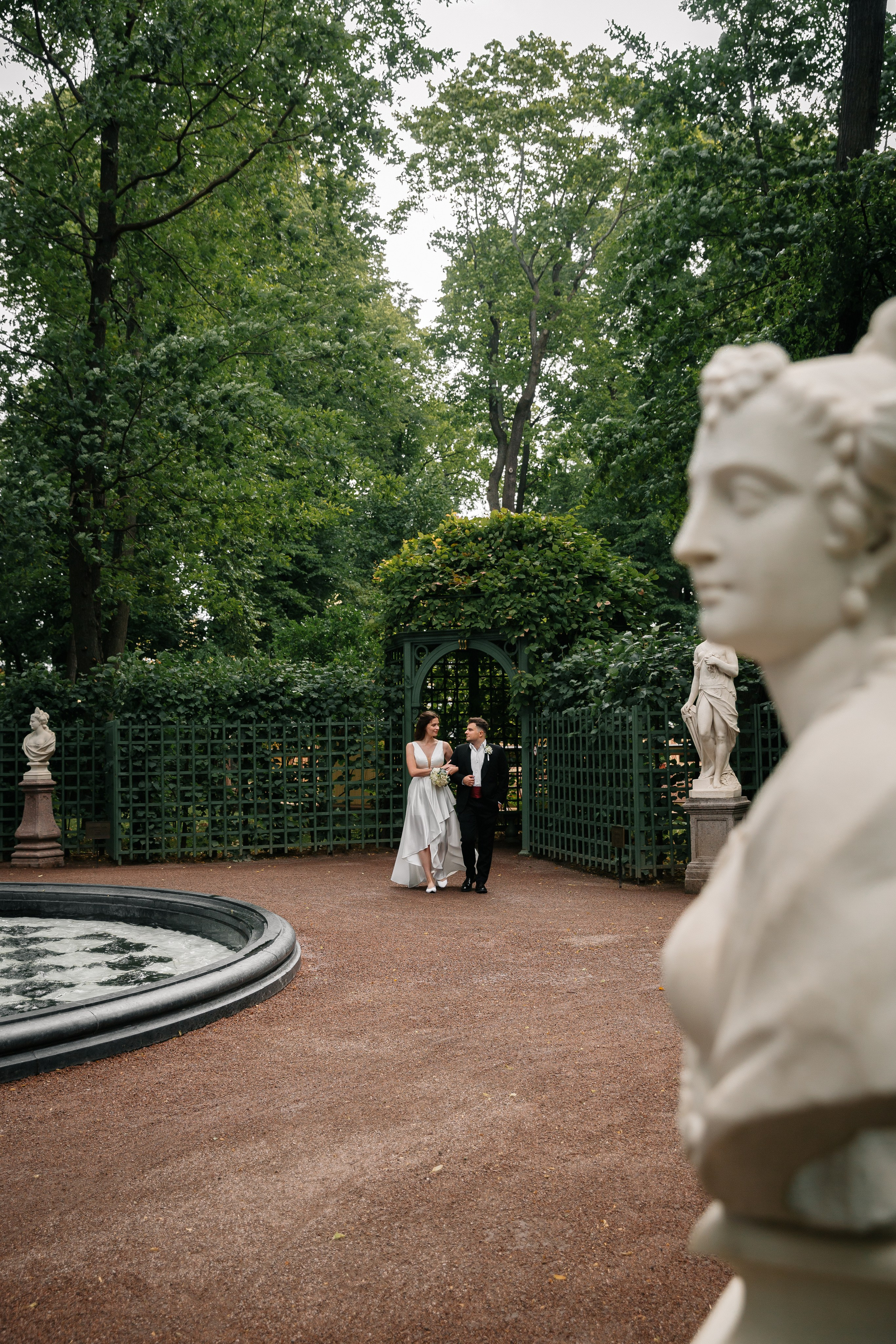 КРОНШТАДТСКИЙ ЗАГС | Август, Летний сад, Исаакий. Свадебный фотограф в Санкт-Петербурге Полина Корзухина