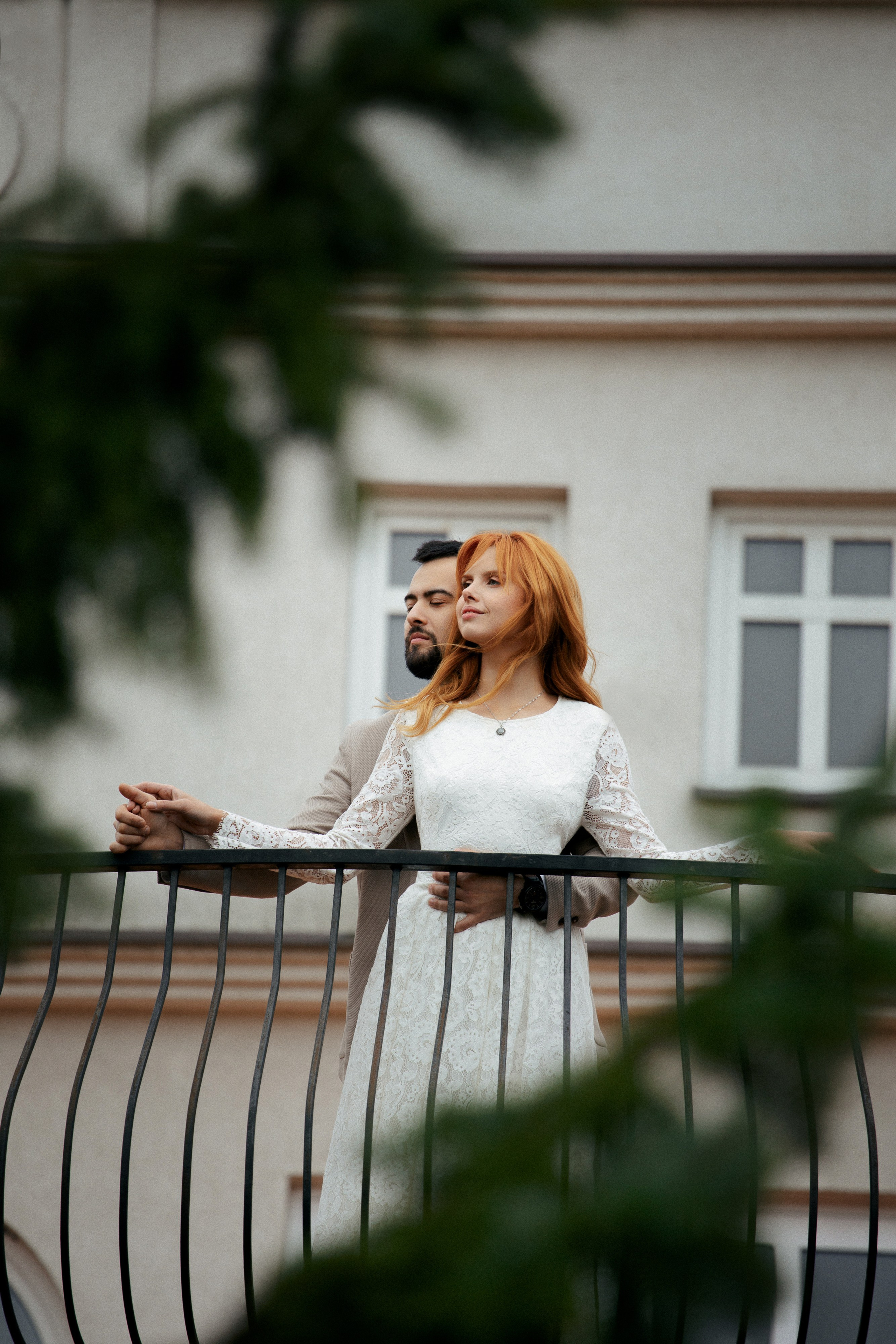 Ślubna sesja zdjęciowa w plenerze. Свадебный фотограф Варшава Лодзь Польша Елена Юцова