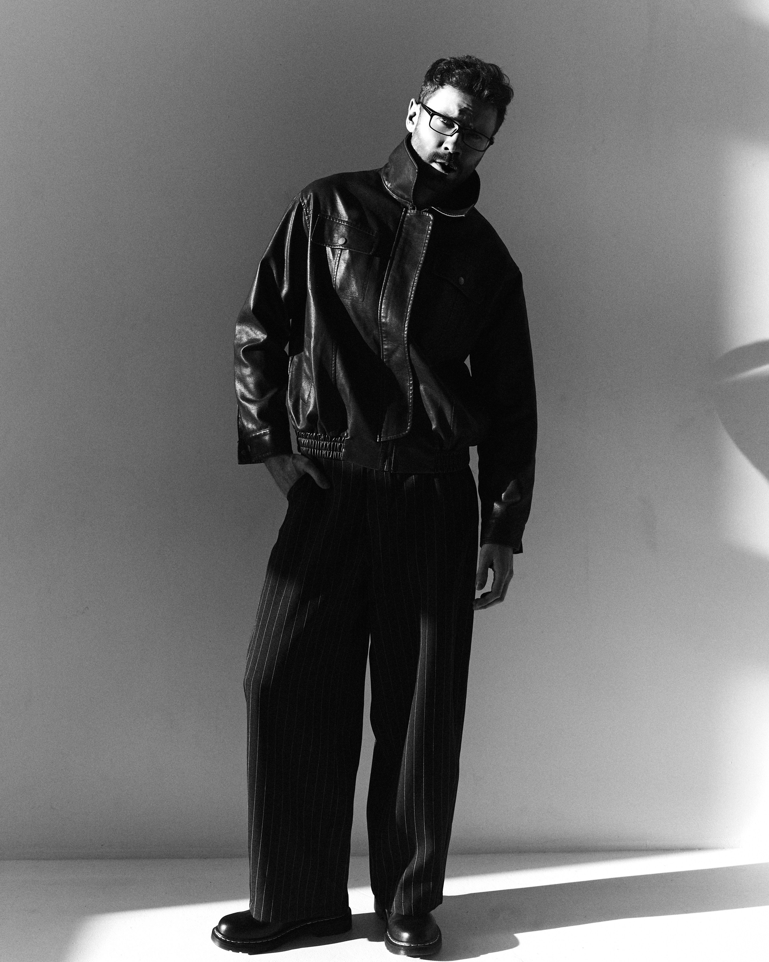 Michael. Фэшн-фотография и портреты в Владивостоке. Превращаю съёмку в повествование — создаю образы с сюжетом, которые остаются в памяти