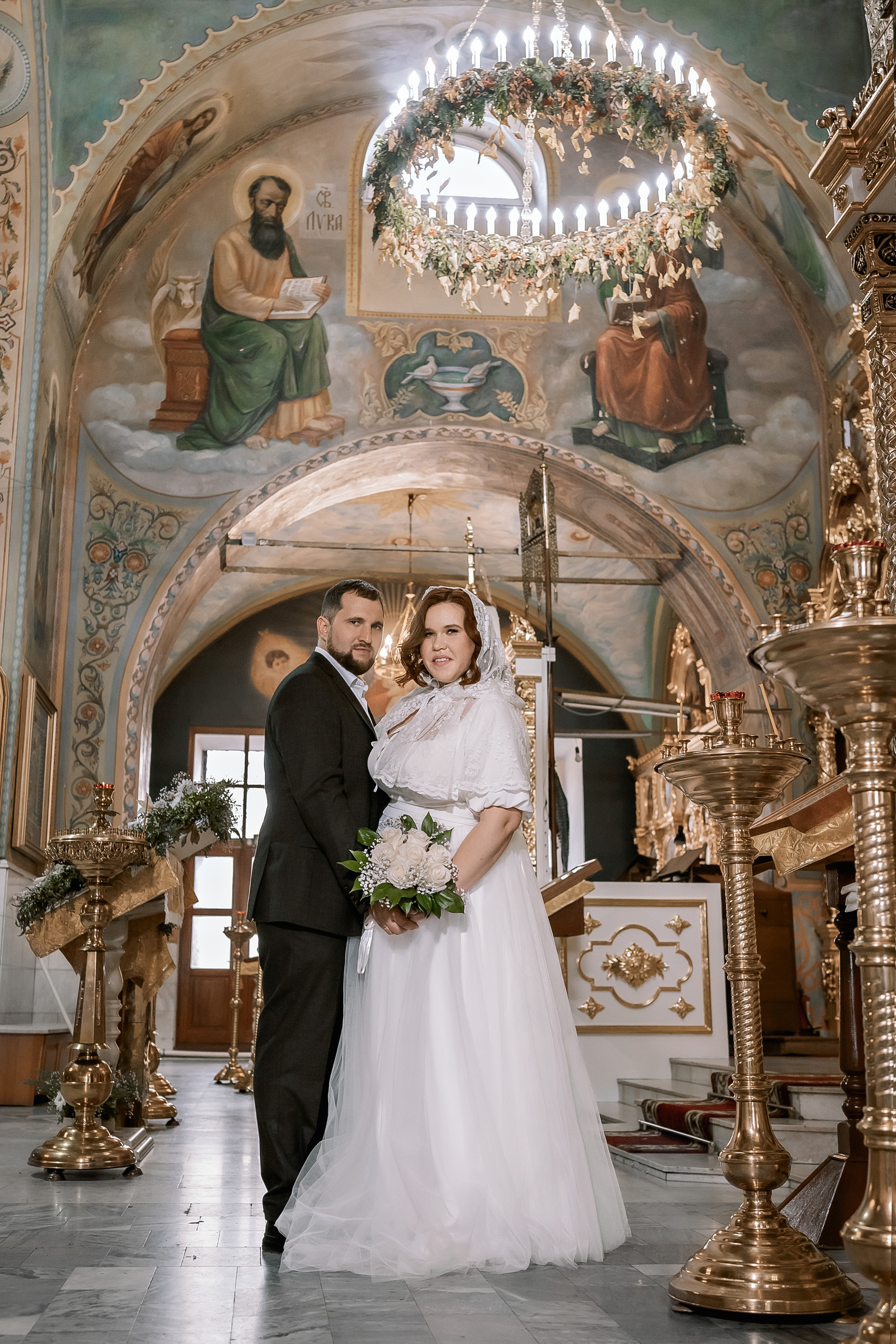 Венчание в храме Покрова Пресвятой Богородицы. Церковный фотограф на Таинство Крещения и Венчания в Оренбурге и Оренбургской области Екатерина Белкина