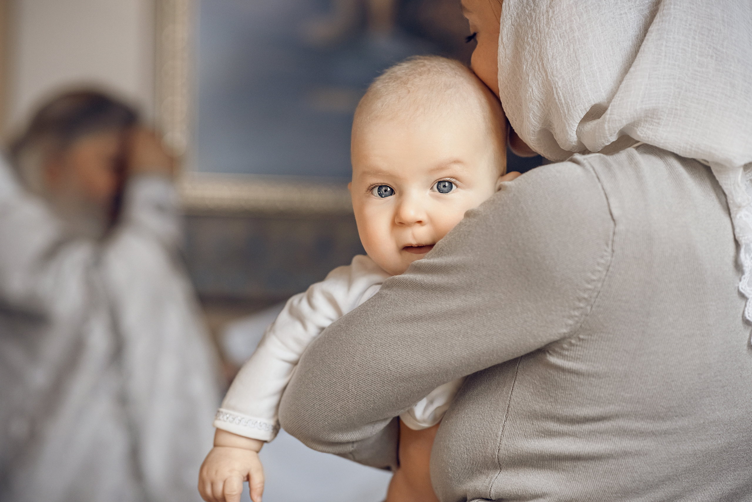 Крещение в крестильной комнате храма Покрова пресвятой Богородицы. Церковный фотограф на Таинство Крещения и Венчания в Оренбурге и Оренбургской области Екатерина Белкина