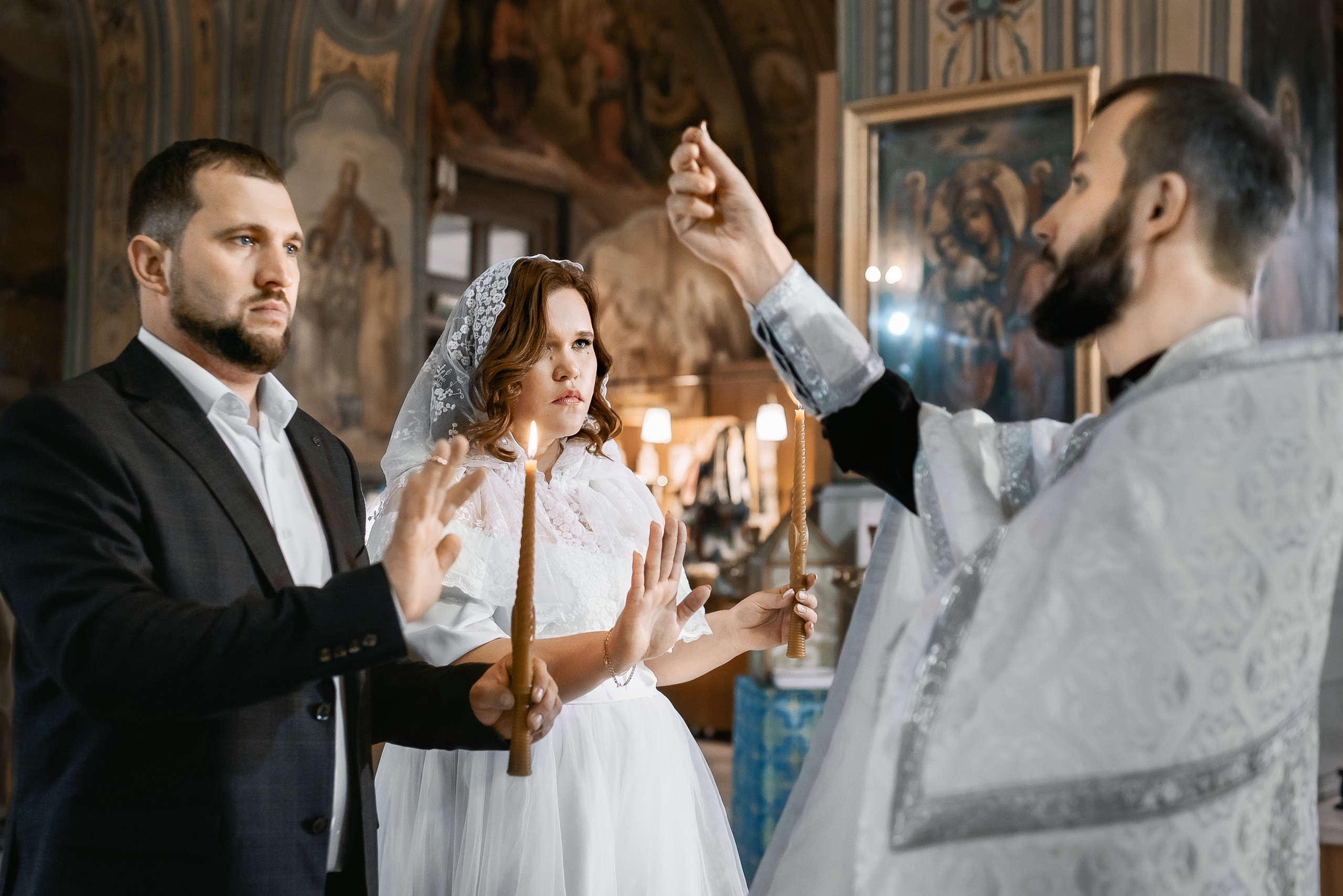 Венчание в храме Покрова Пресвятой Богородицы. Церковный фотограф на Таинство Крещения и Венчания в Оренбурге и Оренбургской области Екатерина Белкина