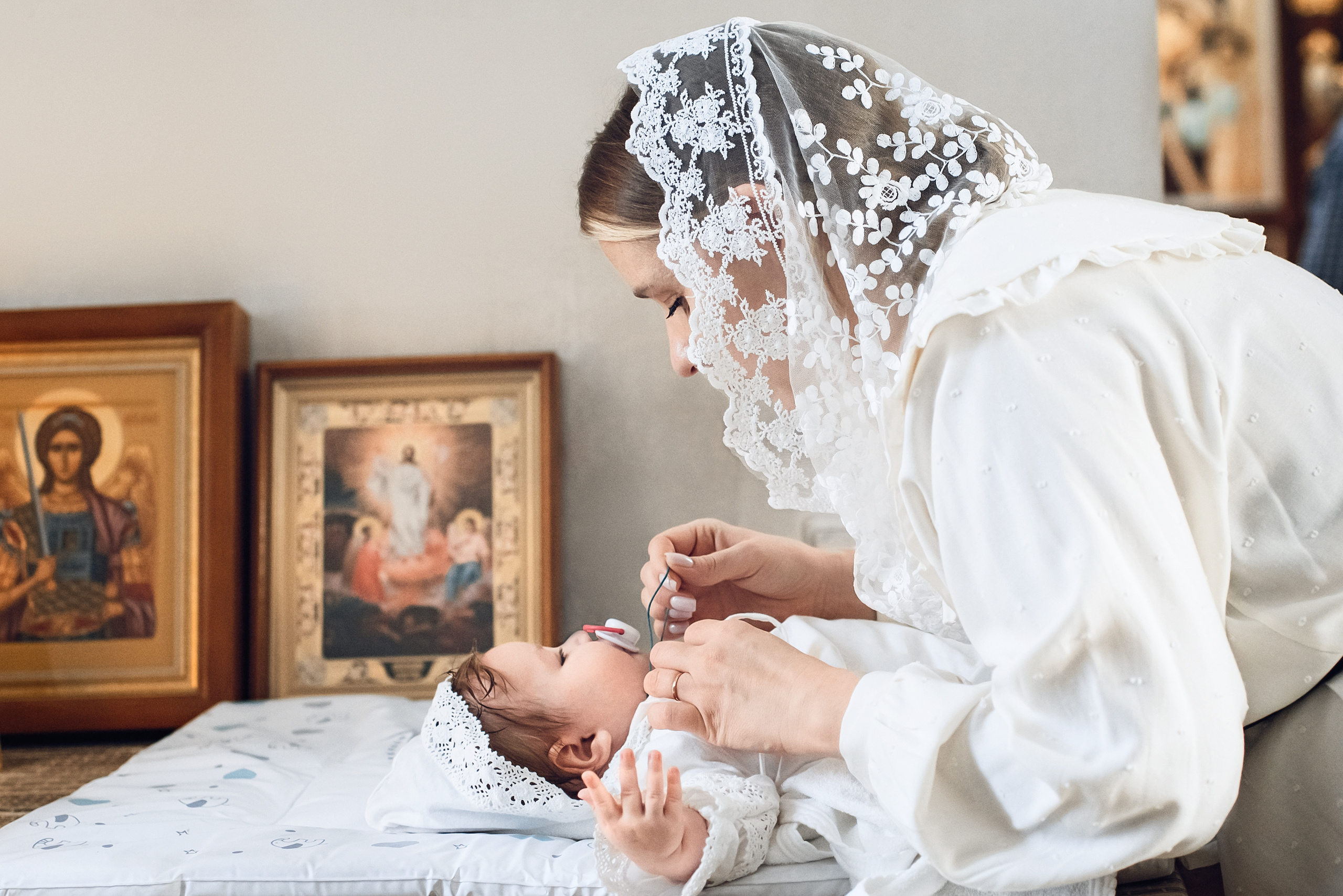 Крещение Зои. Церковный фотограф на Таинство Крещения и Венчания в Оренбурге и Оренбургской области Екатерина Белкина