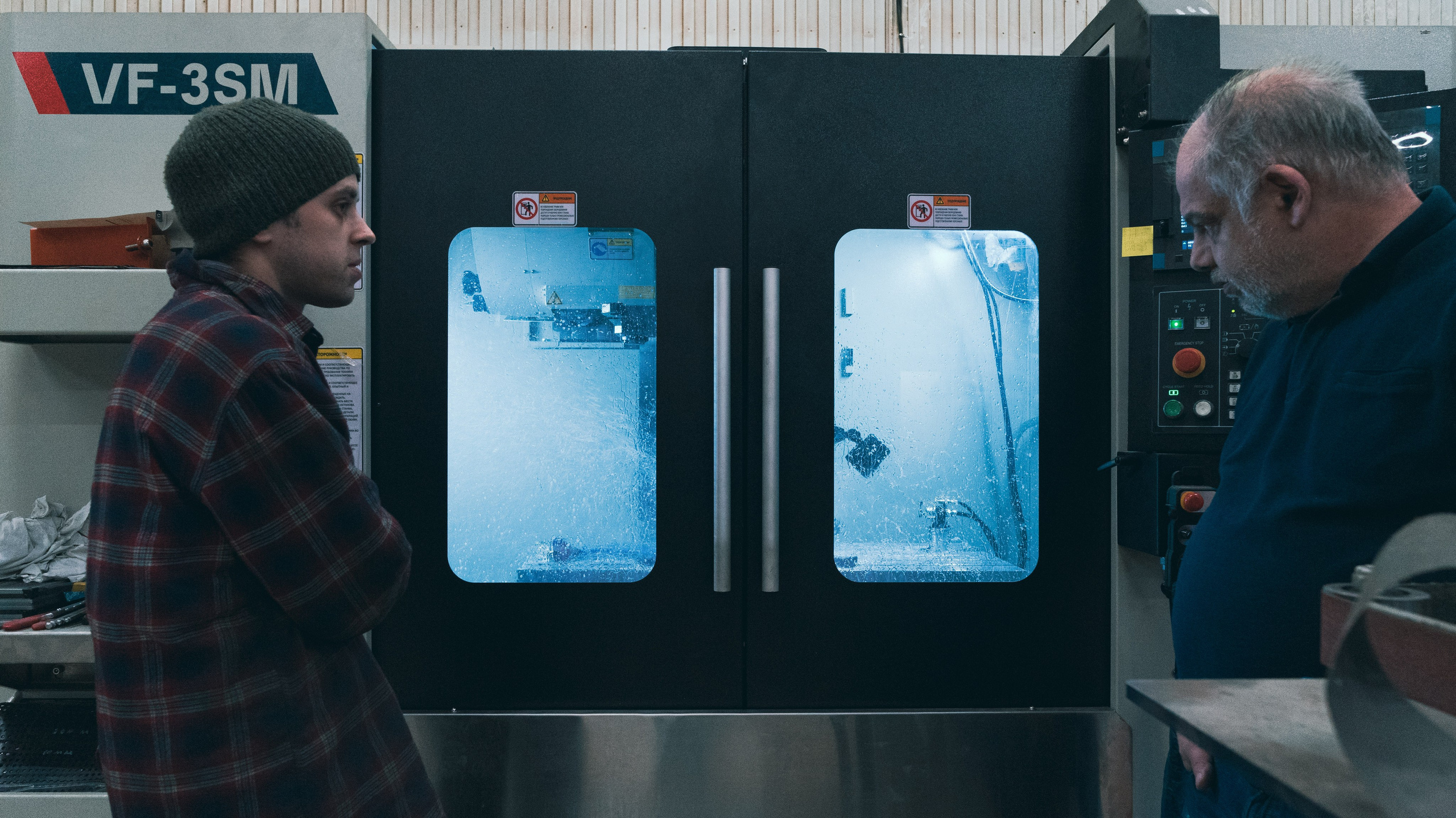 Рабочие цеха компании ПВК. Коммерческий Фотограф Виктор Фоменых