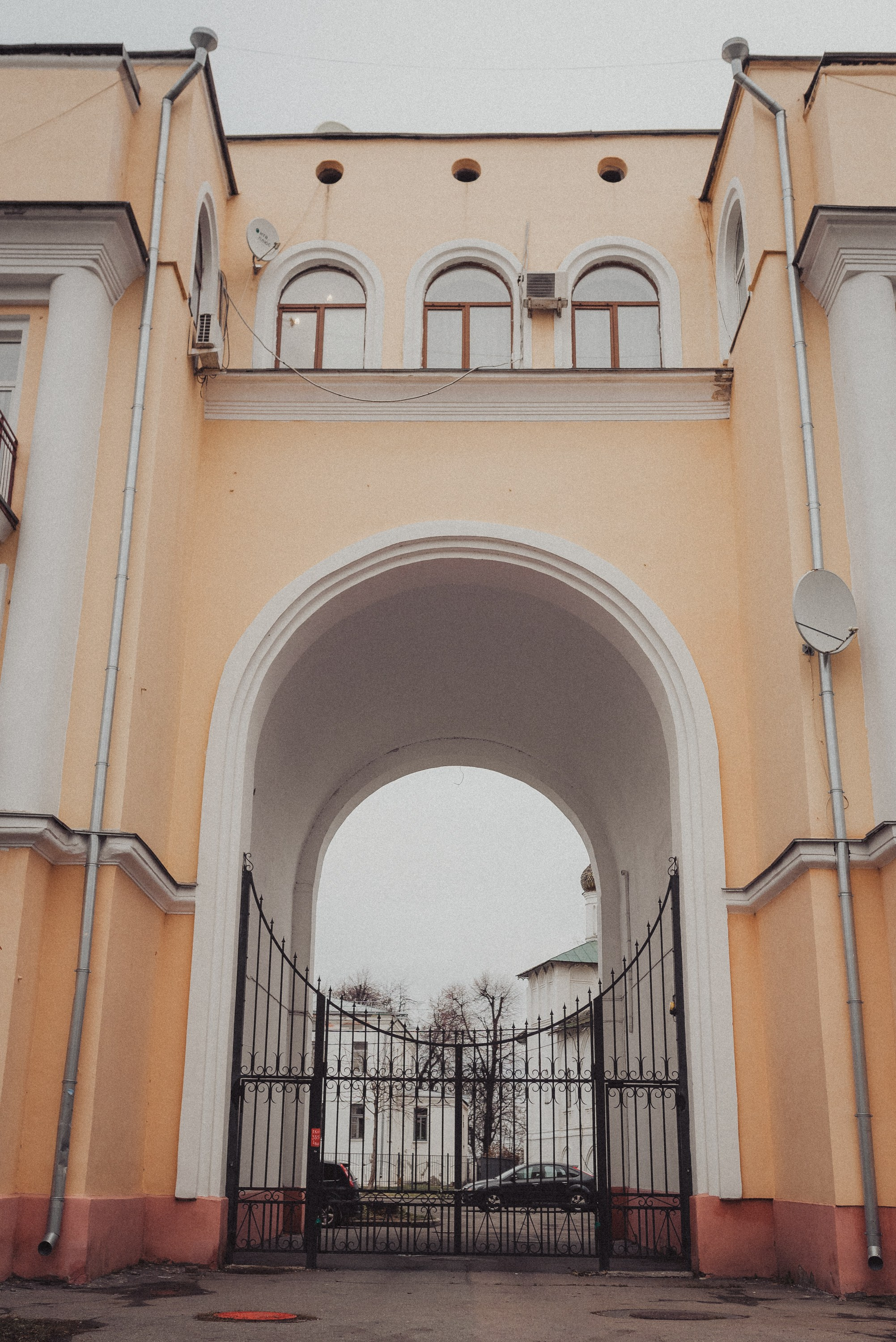 Проект #улицыгорода. Ярославль, улица Волкова. Документальный фотограф Илья Тихановский