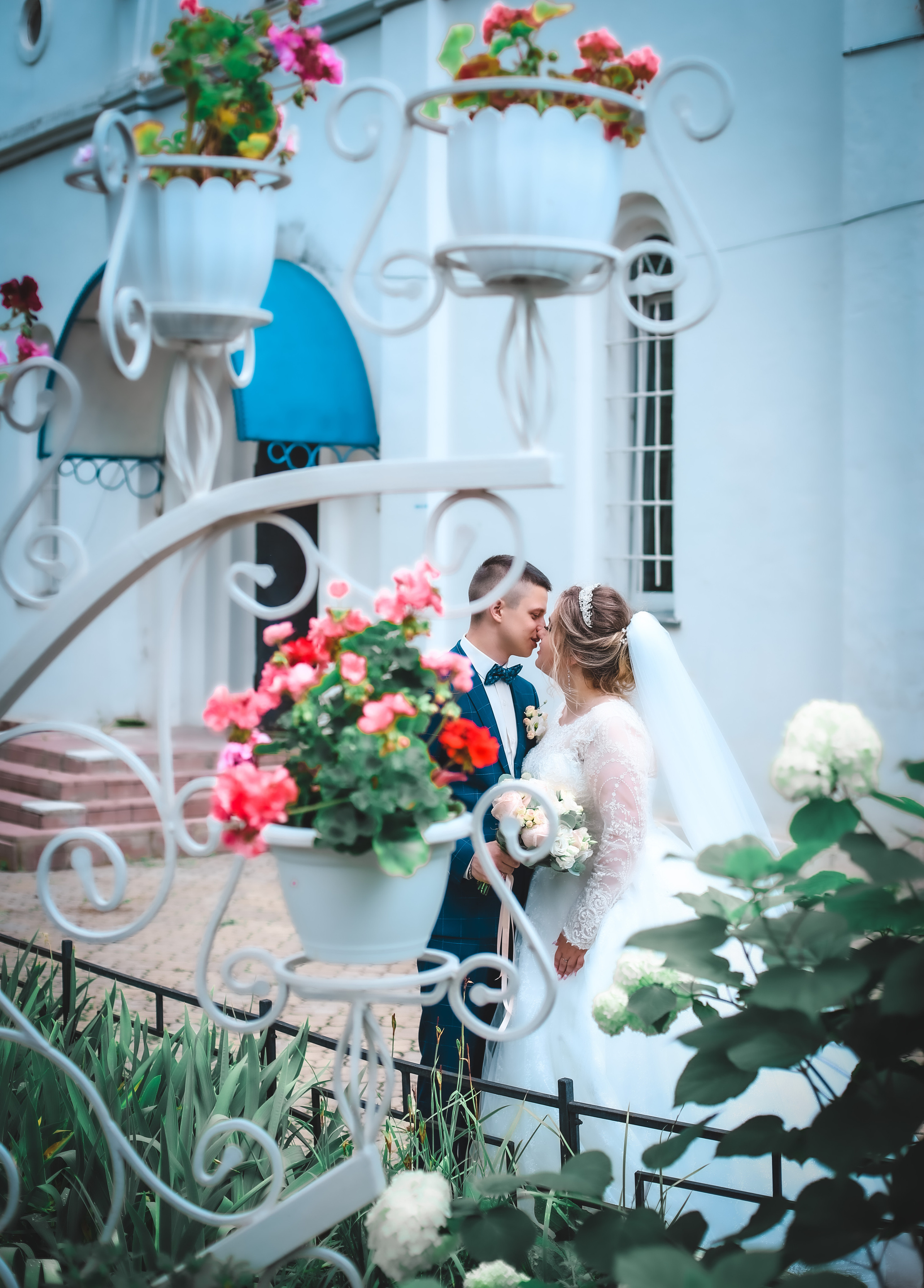 Свадебная прогулка МУЖСКОЙ МОНАСТЫРЬ. Фотограф беременности и семейных историй Эльвира Акарибе в городе Краснодар!