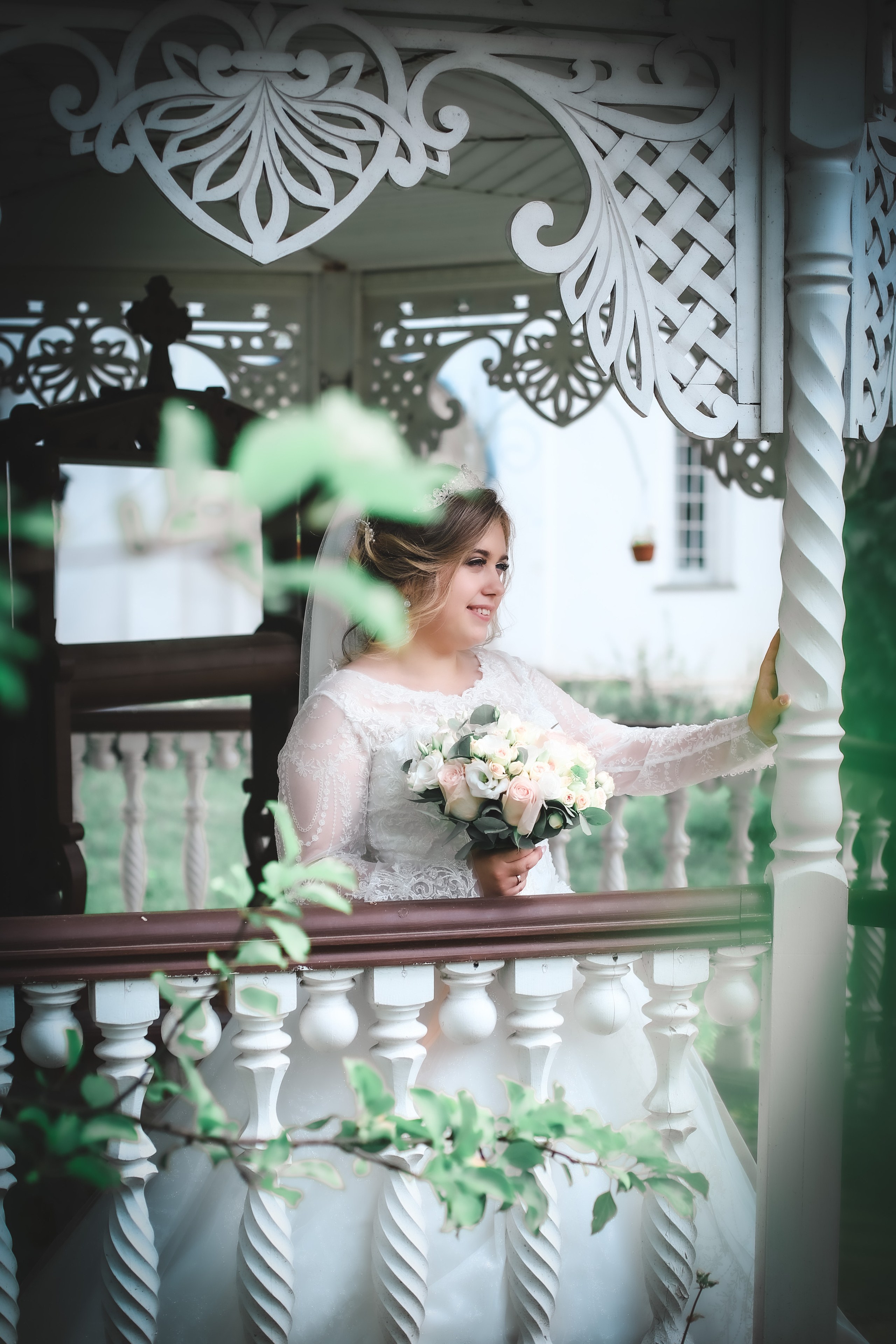 Свадебная прогулка МУЖСКОЙ МОНАСТЫРЬ. Фотограф беременности и семейных историй Эльвира Акарибе в городе Краснодар!