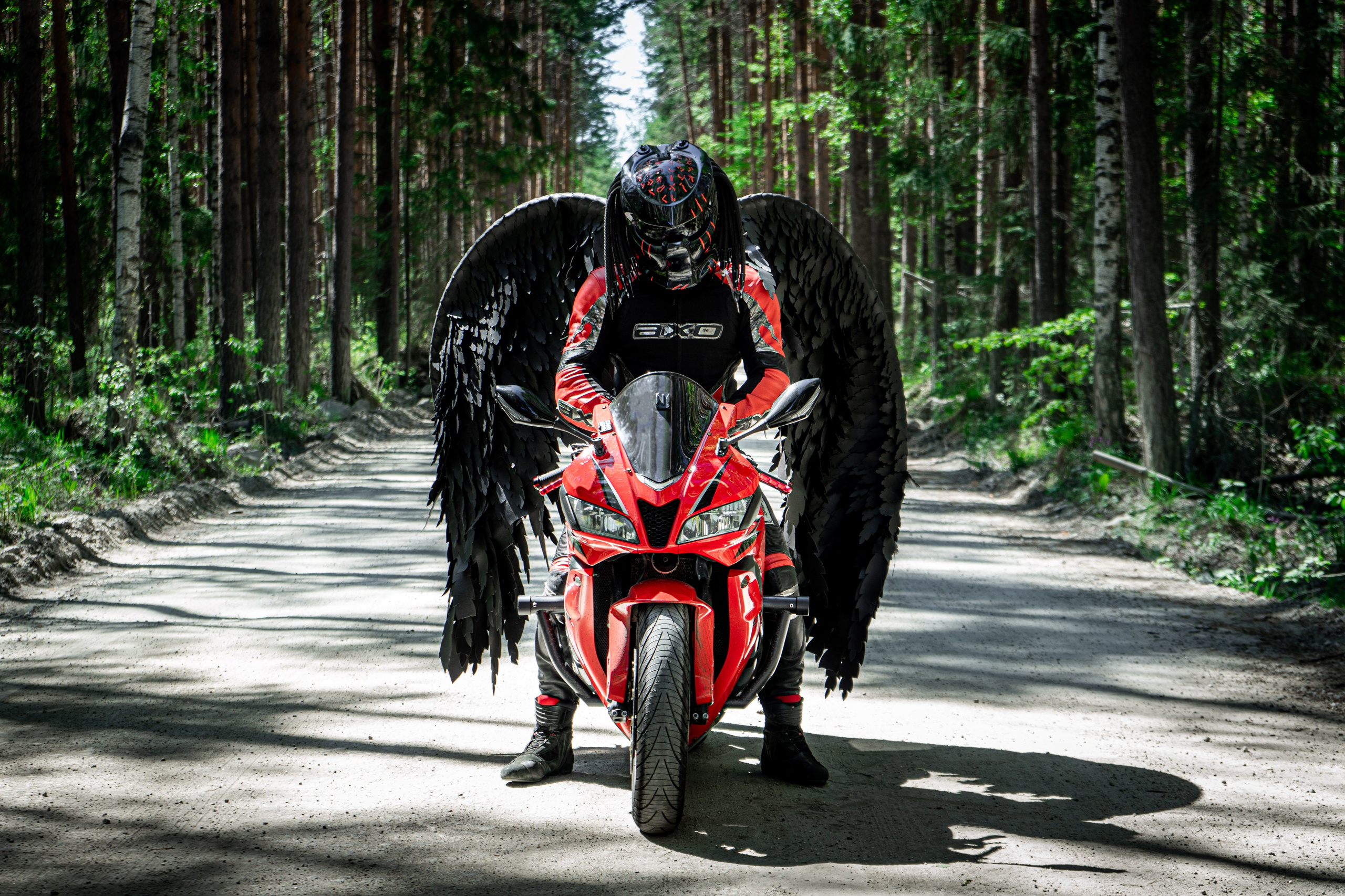 Мужская фотосессия на мотоцикле. Фотограф Екатеринбург Кокшарова Александра