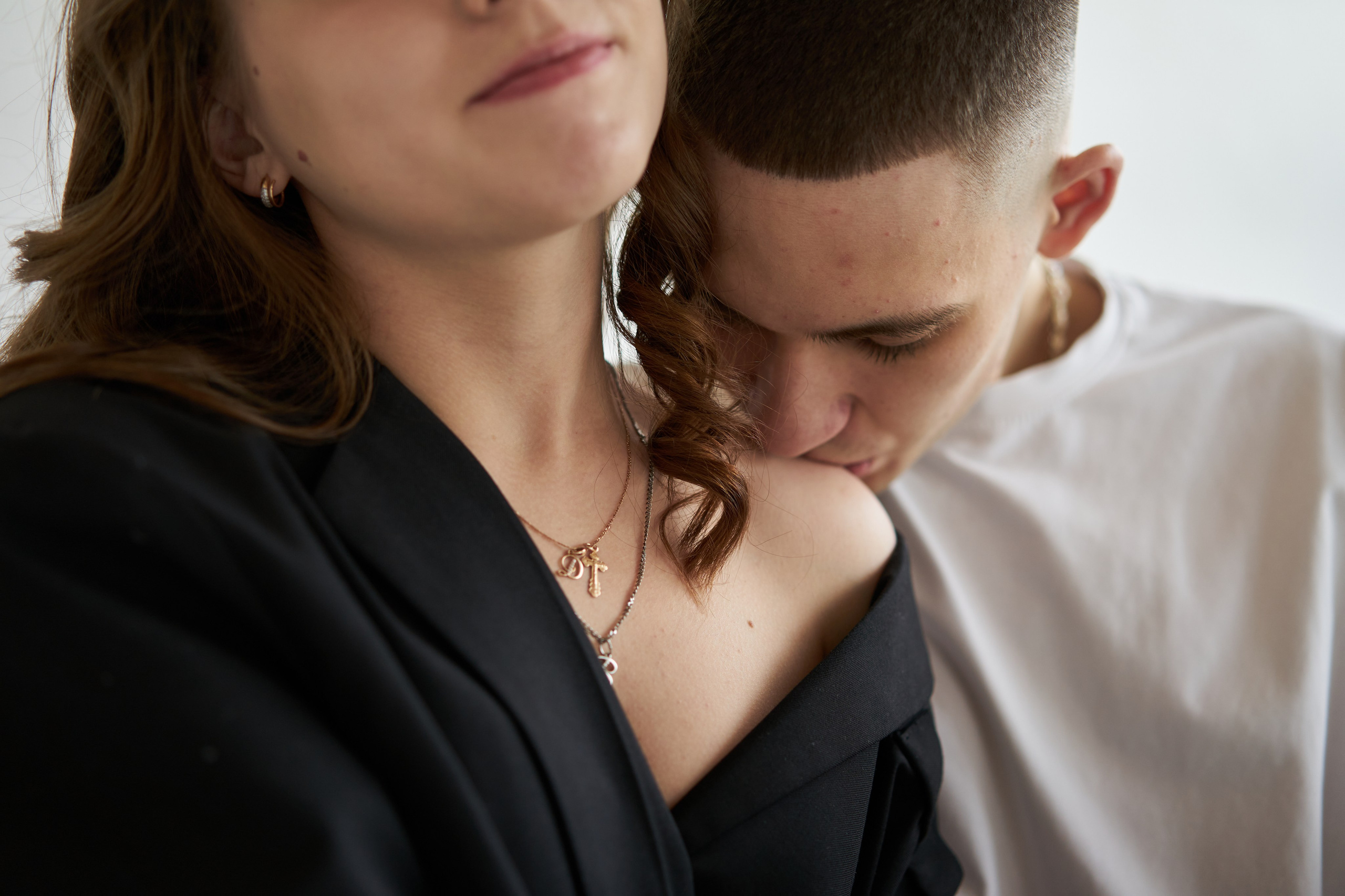 Влюбленные фотосессия в студии. Фотограф Екатеринбург Кокшарова Александра