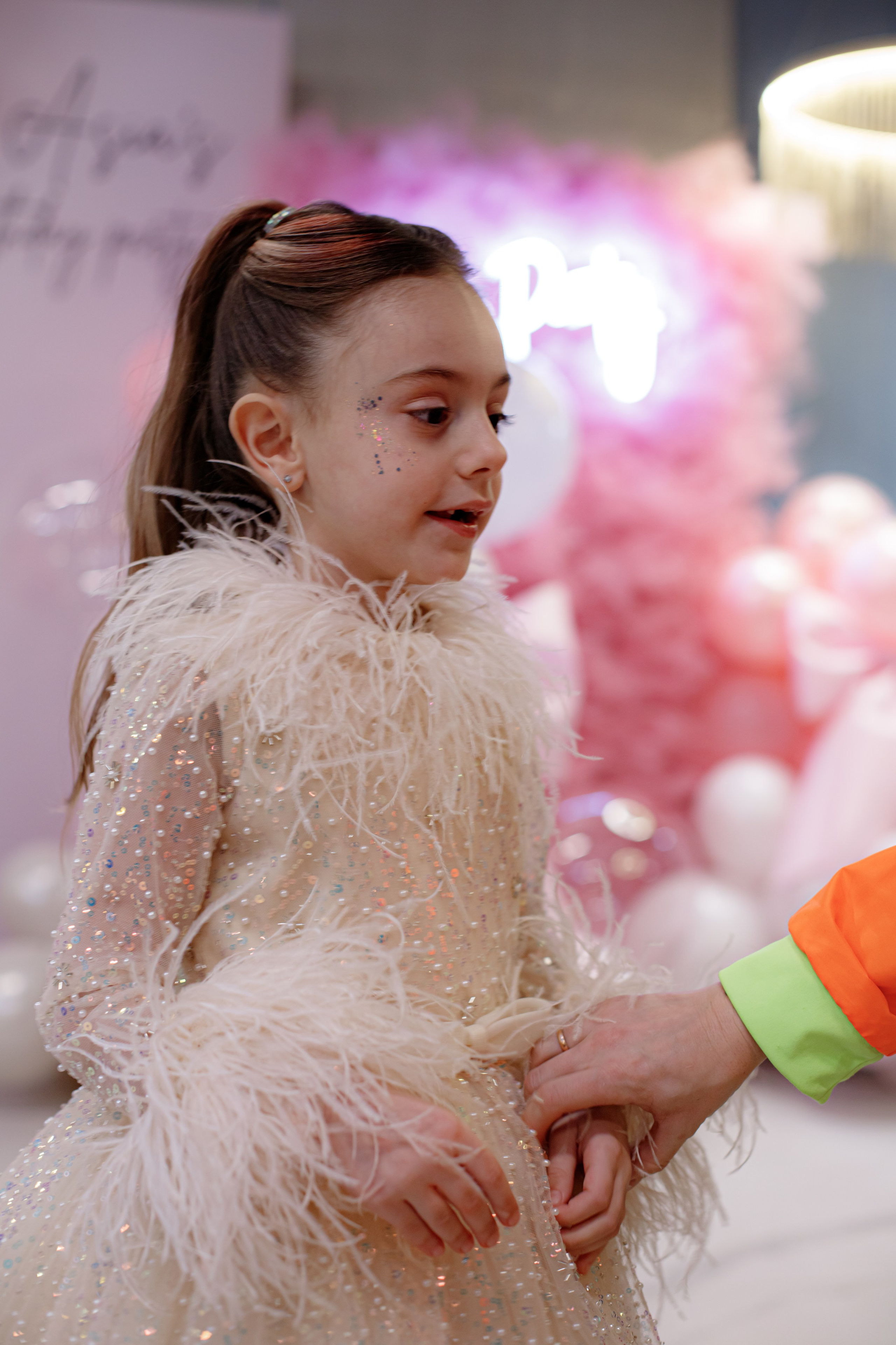 ASIA'S BIRTHDAY PARTY. Photokarish