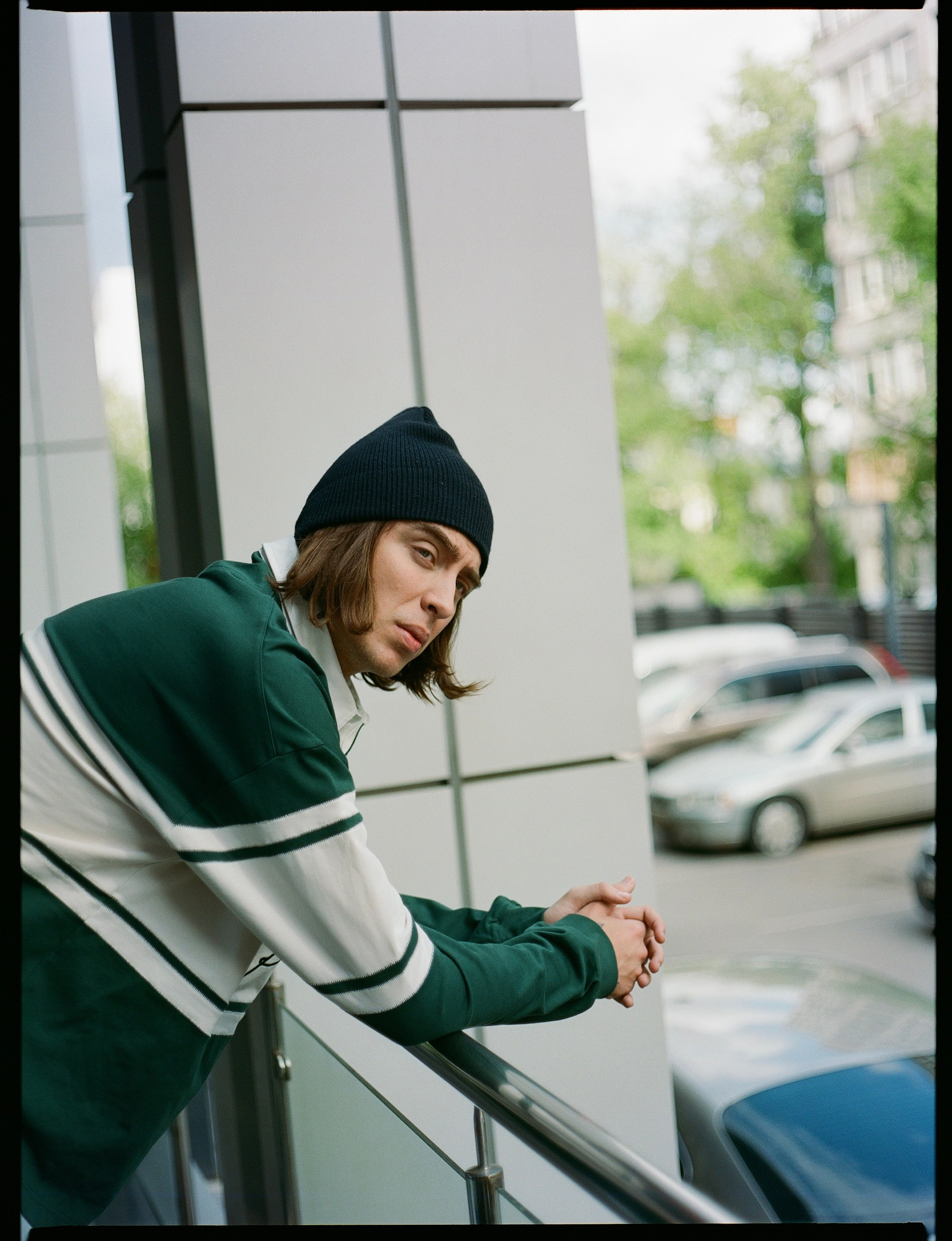 Le Papa. Главная