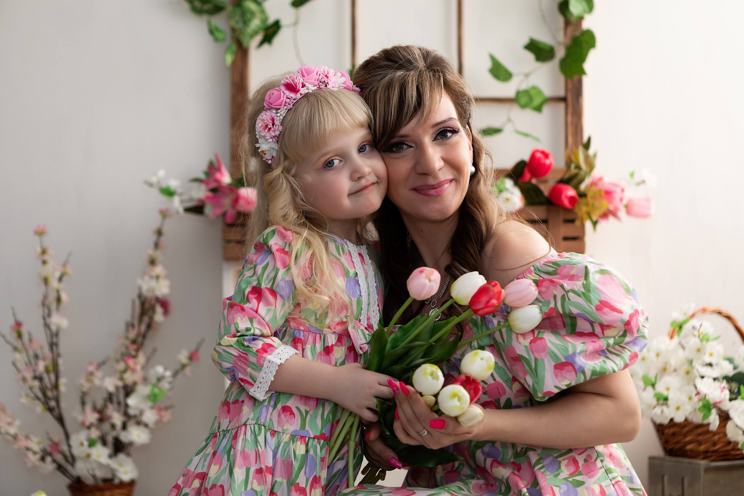 Весенний фотопроект с тюльпанами и мимозой. ФОТОГРАФ НА ГОДИК, БЕРЕМЕННОСТИ, НОВОРОЖДЕННЫХ, КРЕЩЕНИЯ МОСКВА
