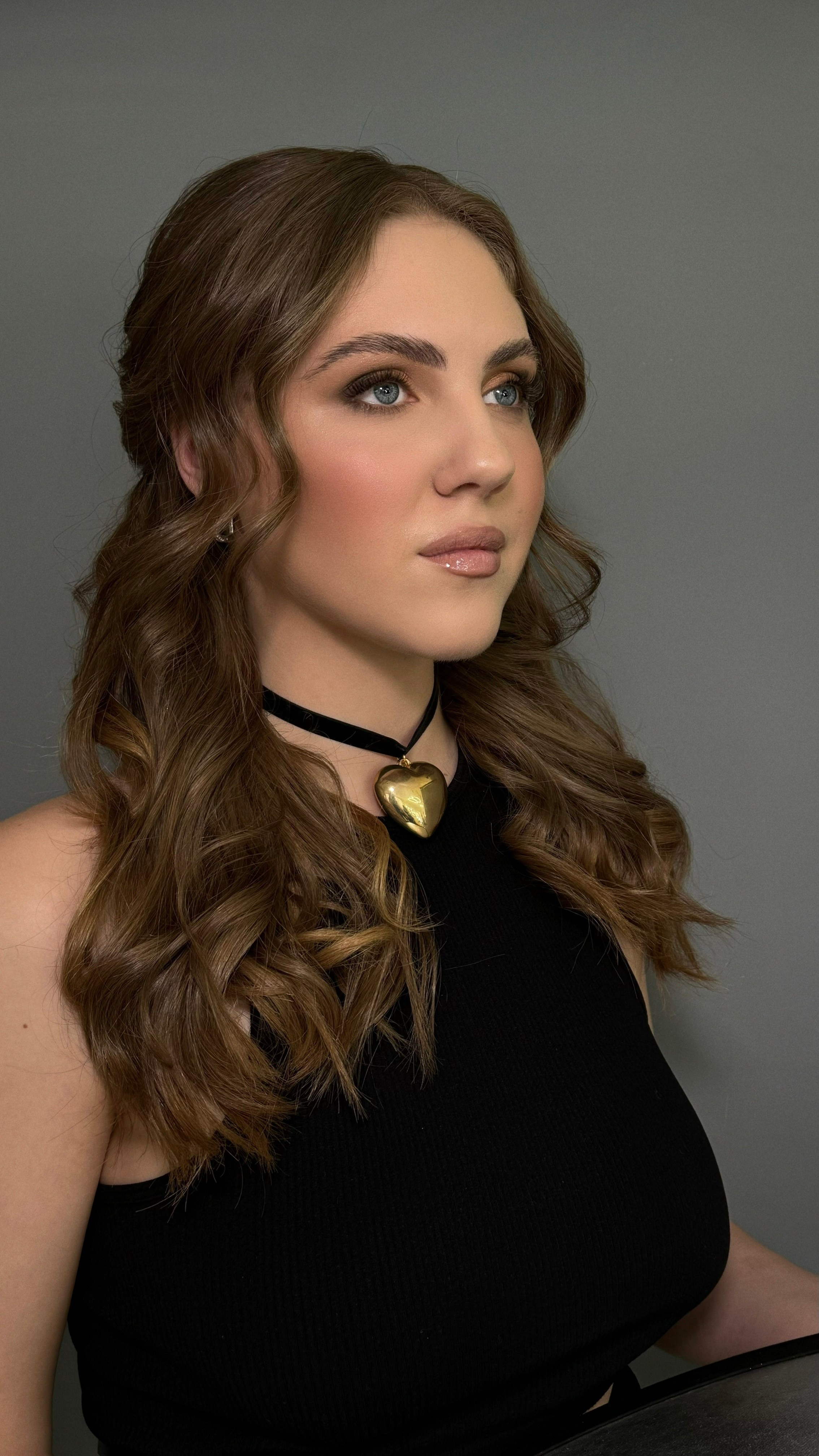 Прически, укладки. Студия визажистов, стилистов по прическам, бровистов и мастеров по ресницам