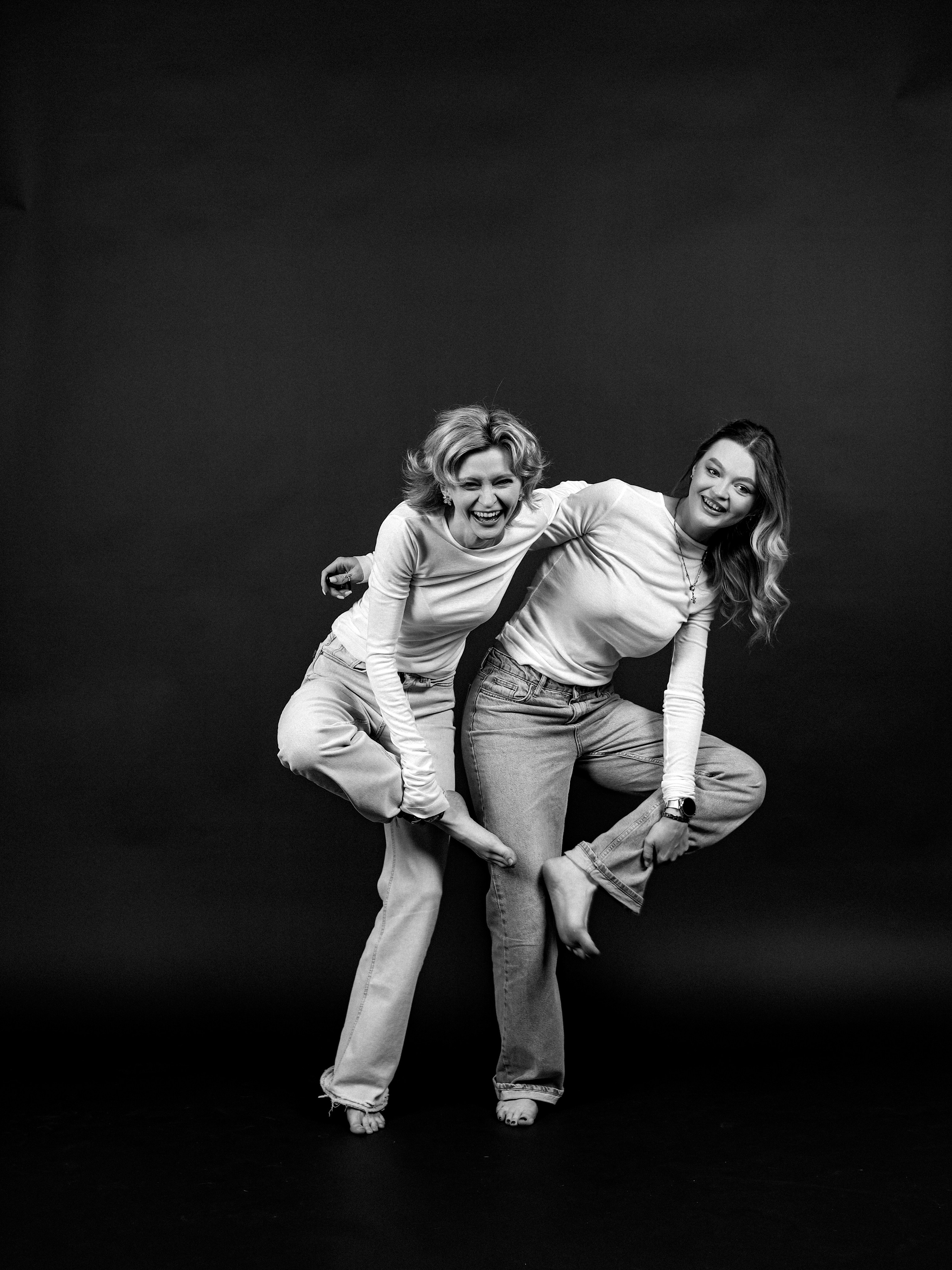 Дарья и Анна. Фотостудия без фотографа Чехов. Первая студия автопортрета в Чехове