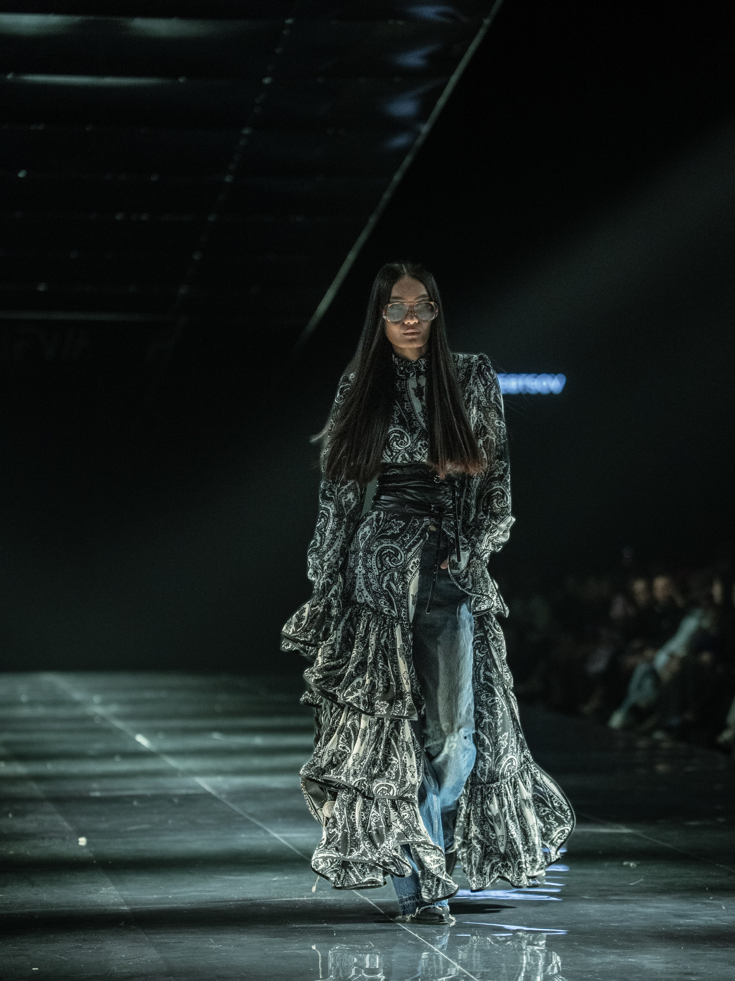 Visa Fashion Week Almaty Pre-Fall 2026 April Leonid Zherebtsov. Сайт Алматинского НЮ АРТ, будуар и фэшн фотографа Дениса Карпенко