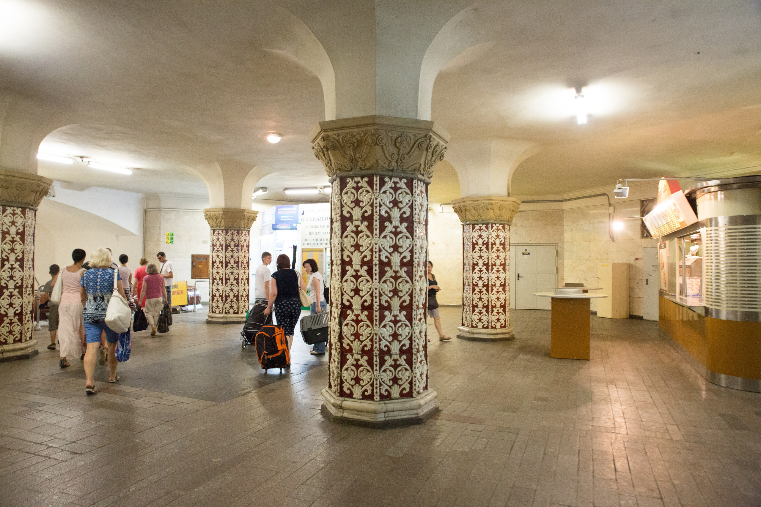 Фото метро в Москве. Студия Максима Белослюдцева