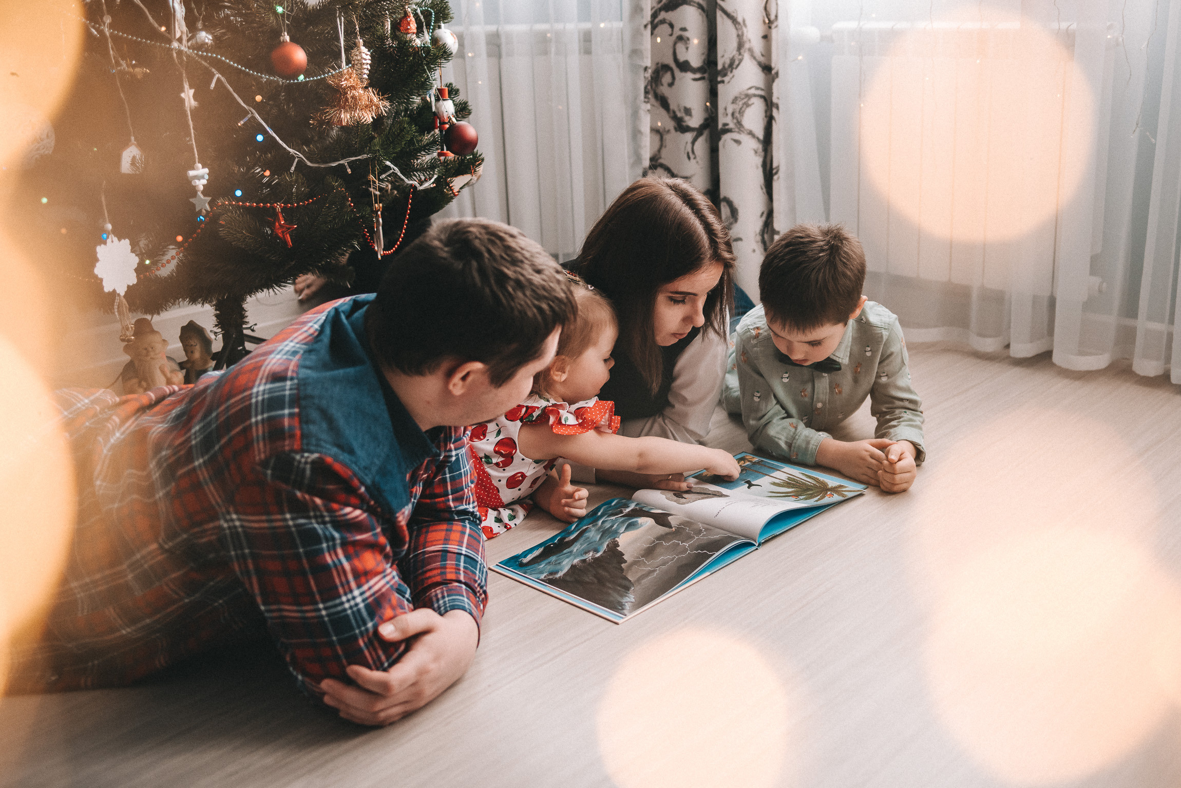 Антон и Лиза. Фотограф новорожденных в стиле lifestyle в Воронеже Юлия Ключникова