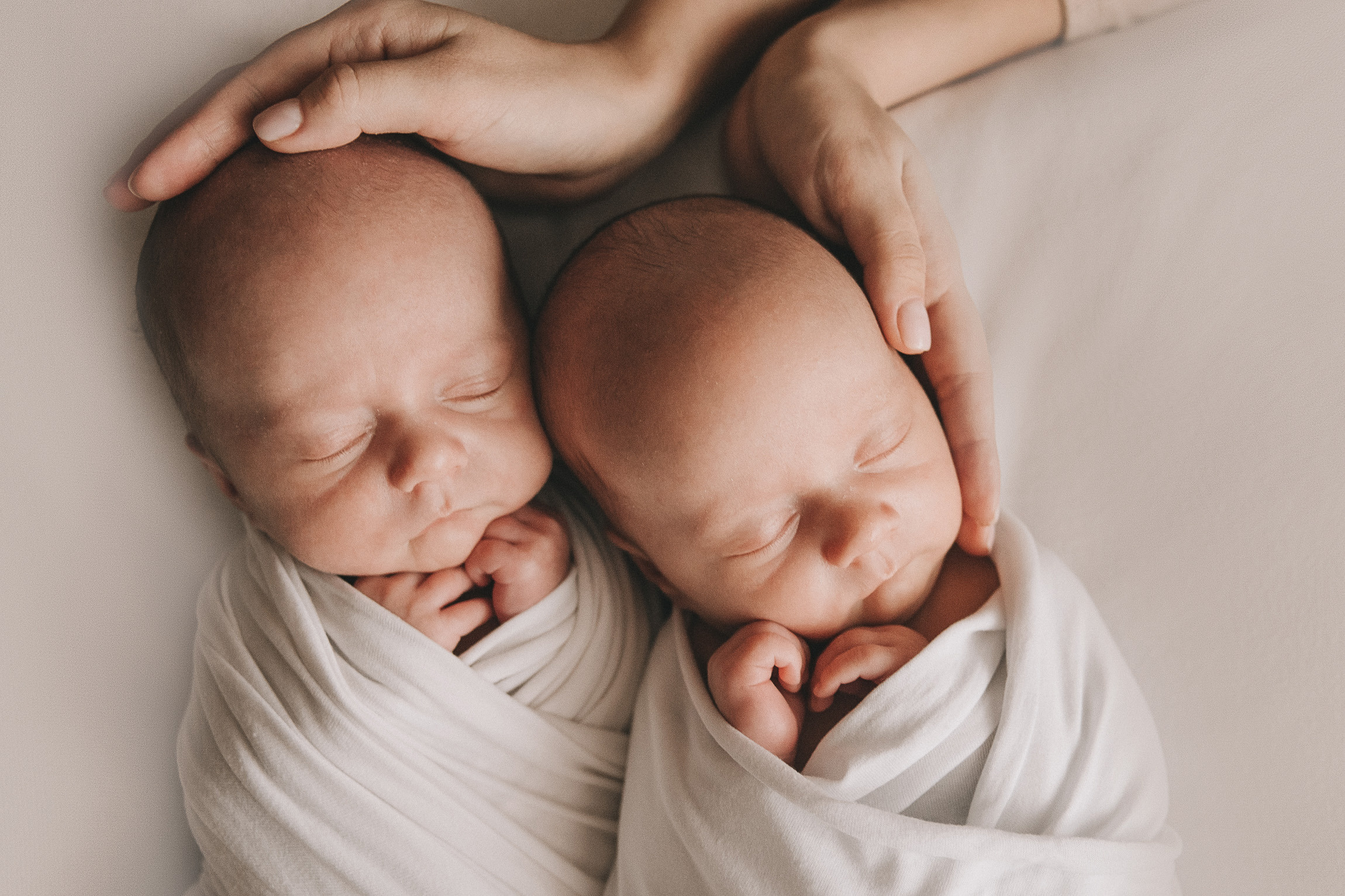 Егор и Артём. Фотограф новорожденных в стиле lifestyle в Воронеже Юлия Ключникова