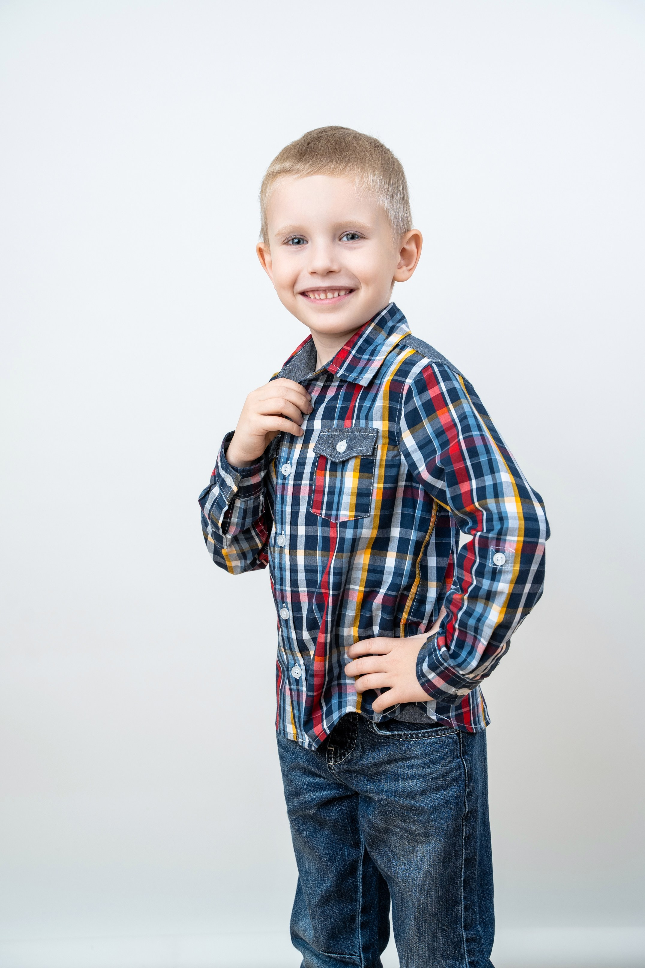 Выпускная фотосессия в фотостудии. Выпускные альбомы Нижнекамск Набережные Челны Фотостудия Небо