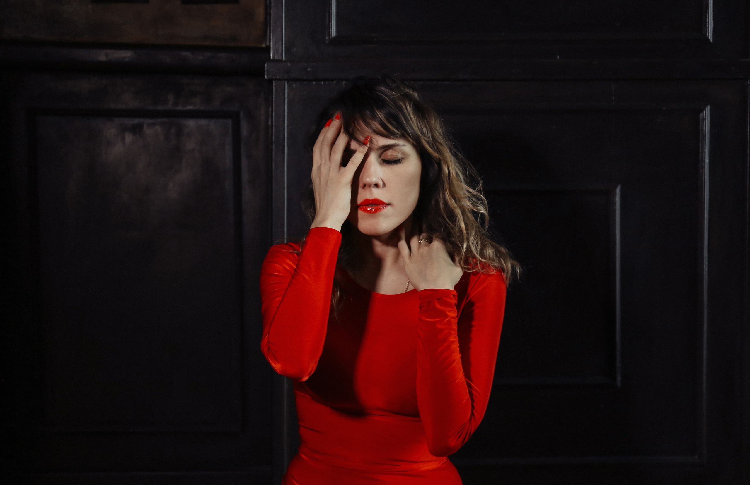 Певица-поэтесса. Алина Малышева, свадебный и семейный фотограф Москва