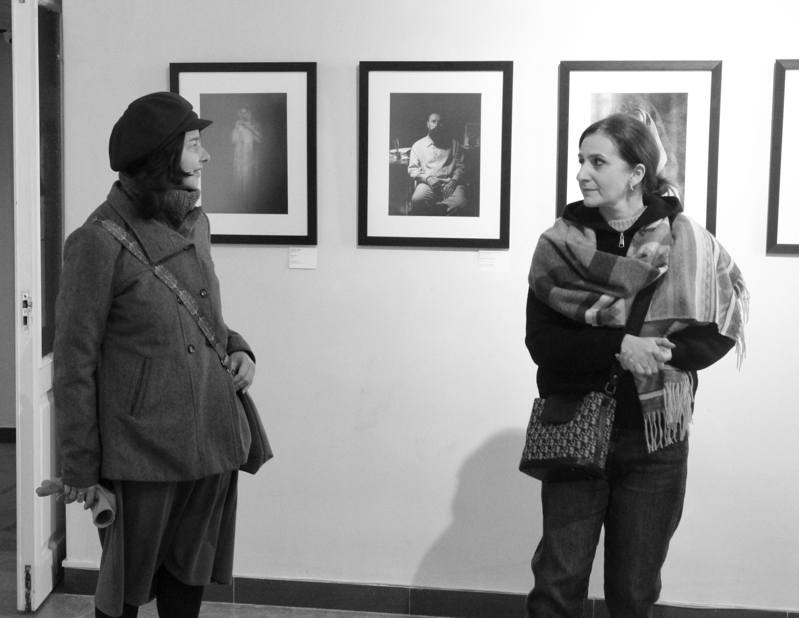 Выставка в г. Гюмри, Армения. Фоторепортаж  Д. Несмелова. Арт-фотограф Ксения Якутович