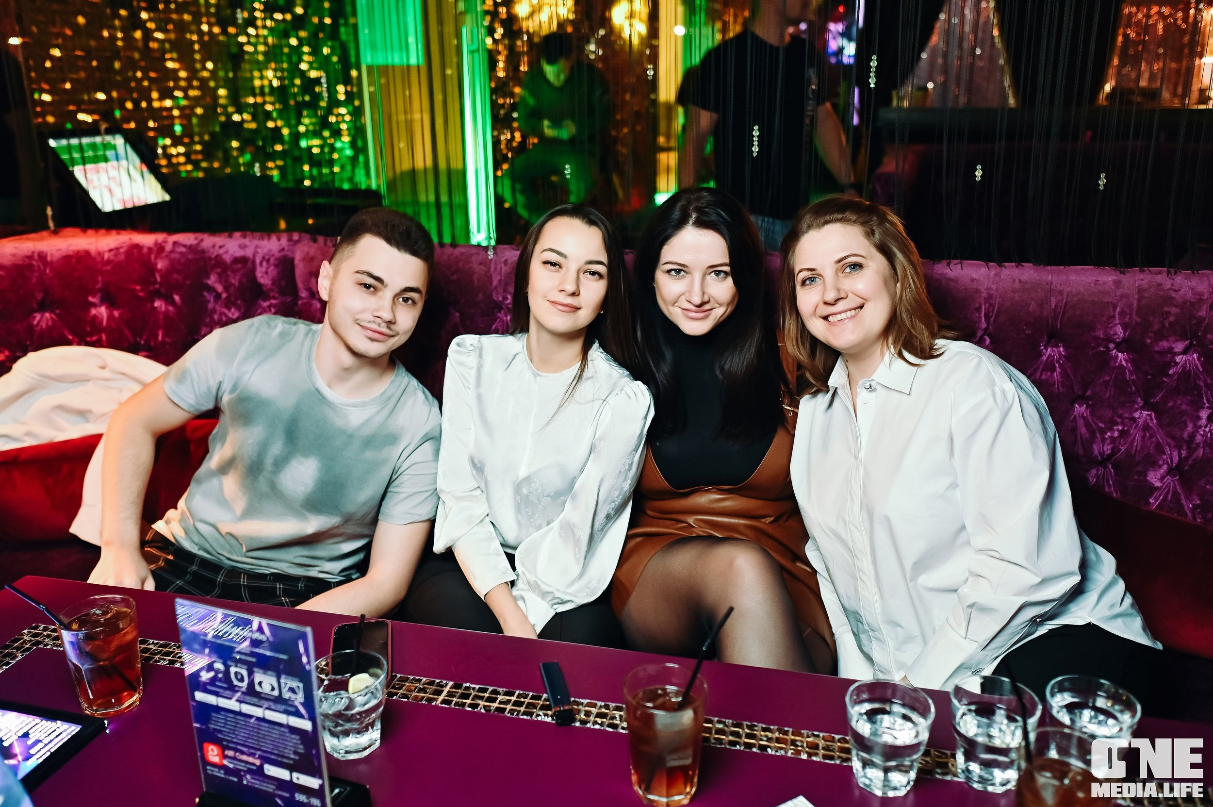 Фоторепортаж из караоке-клуба Эйфория. One Media Life: фоторепортажи, фотоотчеты с мероприятий и заведений