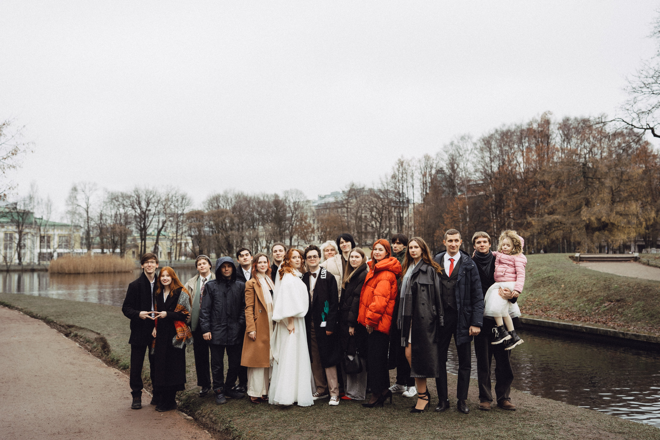 СВАДЕБНАЯ СЬЕМКА ВО ВТОРОМ ДВОРЦЕ С ГОСТЯМИ И ПРОГУЛКА В ТАВРИЧЕСКОМ САДУ. Профессиональный фотограф, Санкт-Петербург — Виктория Богомолова