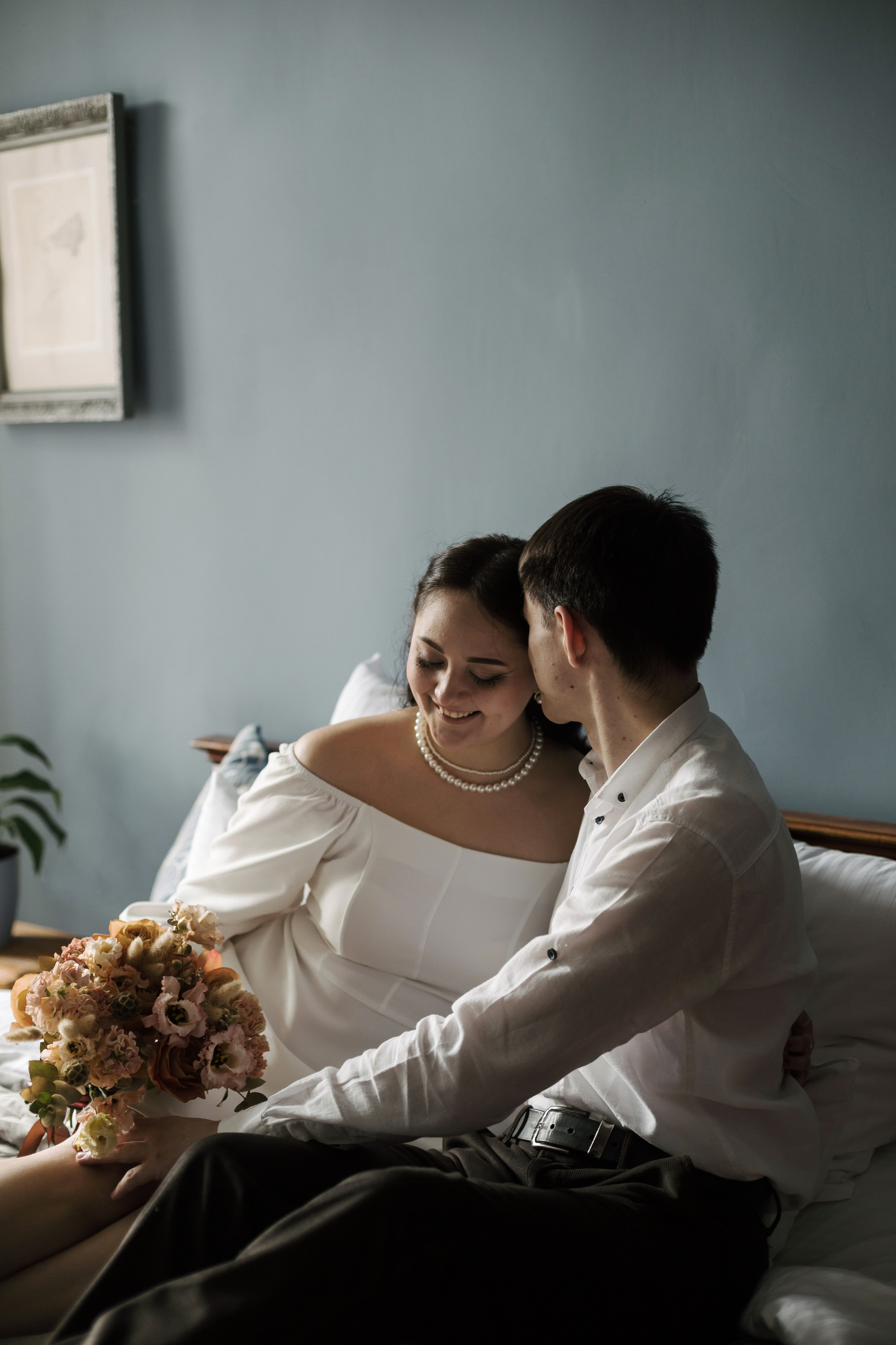 VK: Md: @lady_bulgakova Mua: @trofilyeva Org: @divine_photoproject Decor: @portfoliobrand