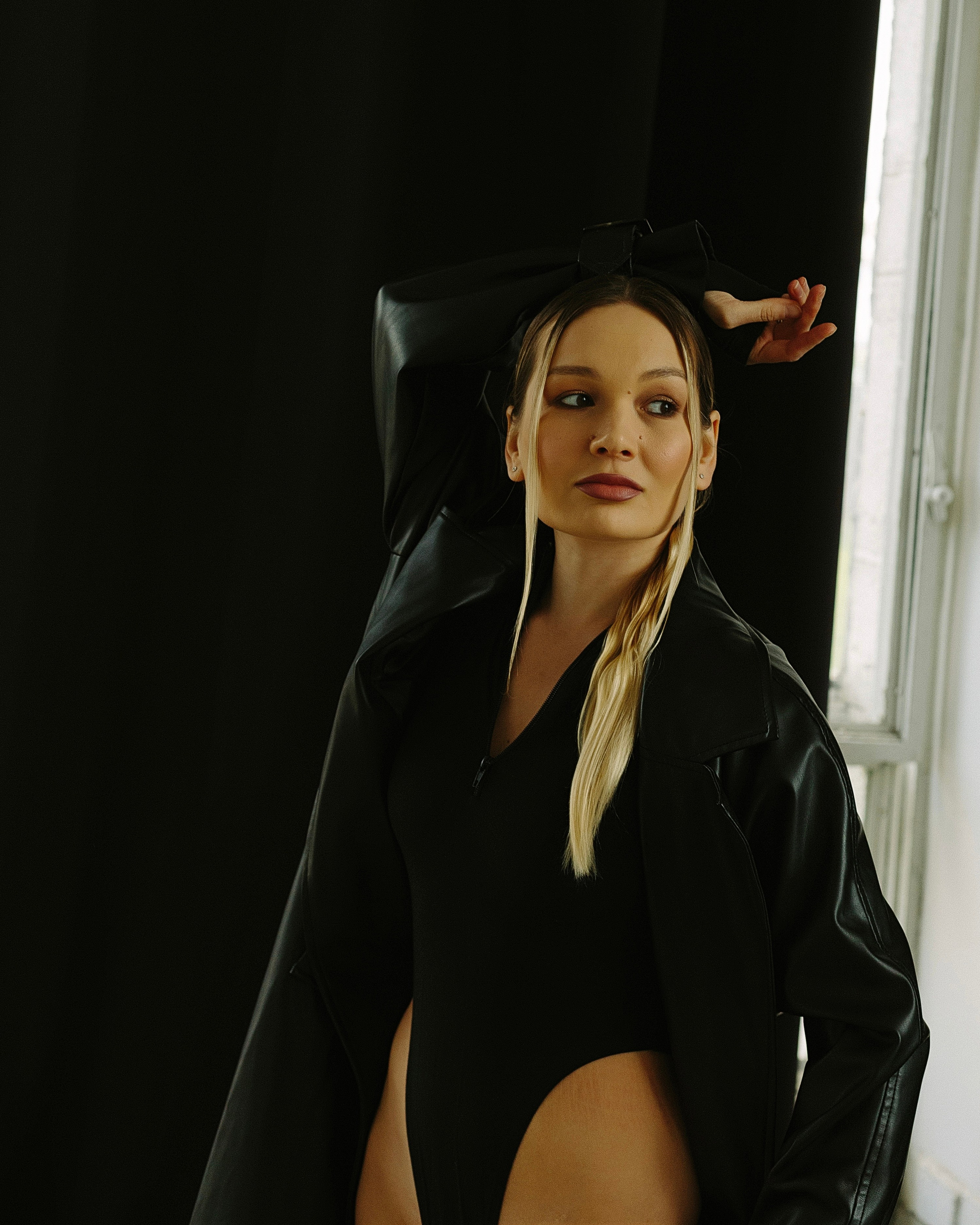 Юлия съёмка в студии. Женский и лавстори фотограф в Москве Елена Аксютко