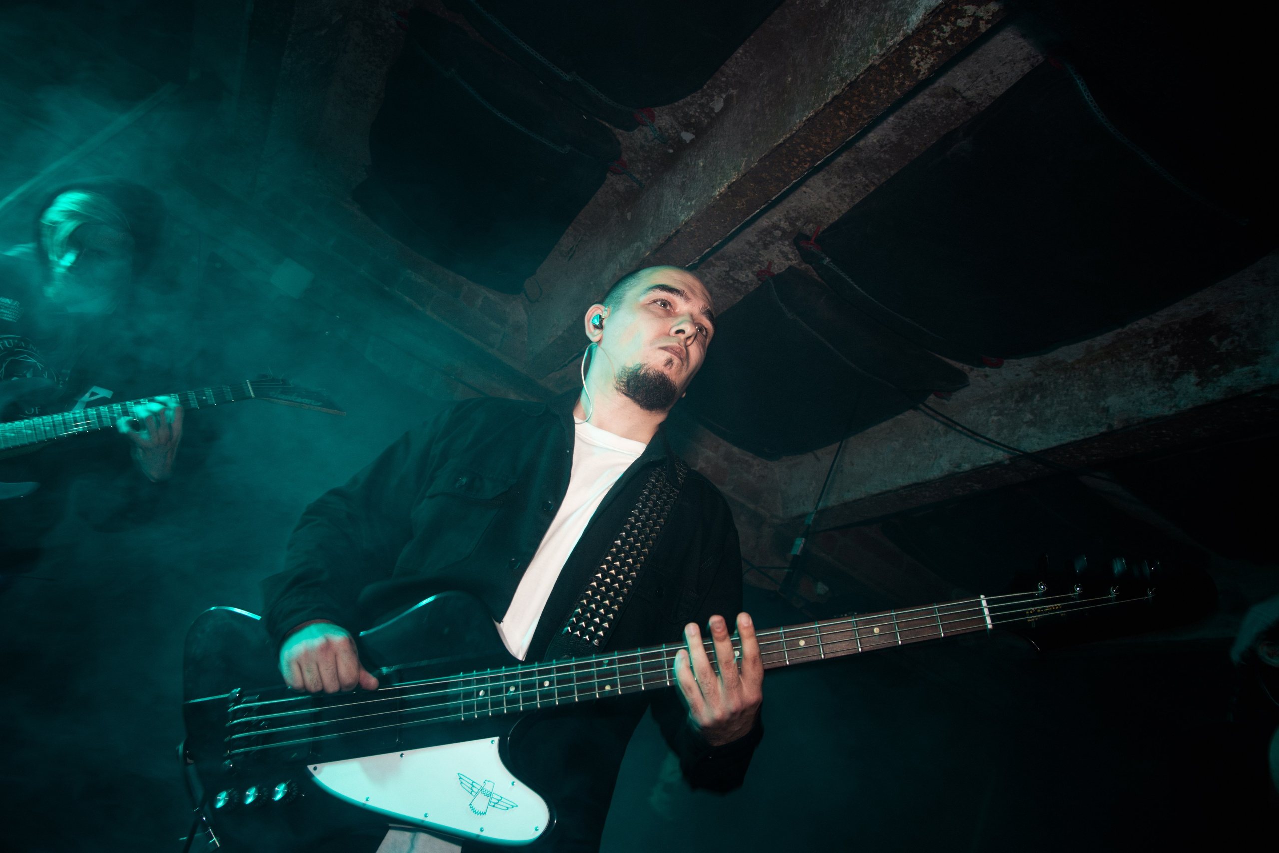 Laugar & Шумы Штормовых Широт & Пожары На Дальнем Севере 11.10.2025. Репортажный фотограф в Москве Legiodot