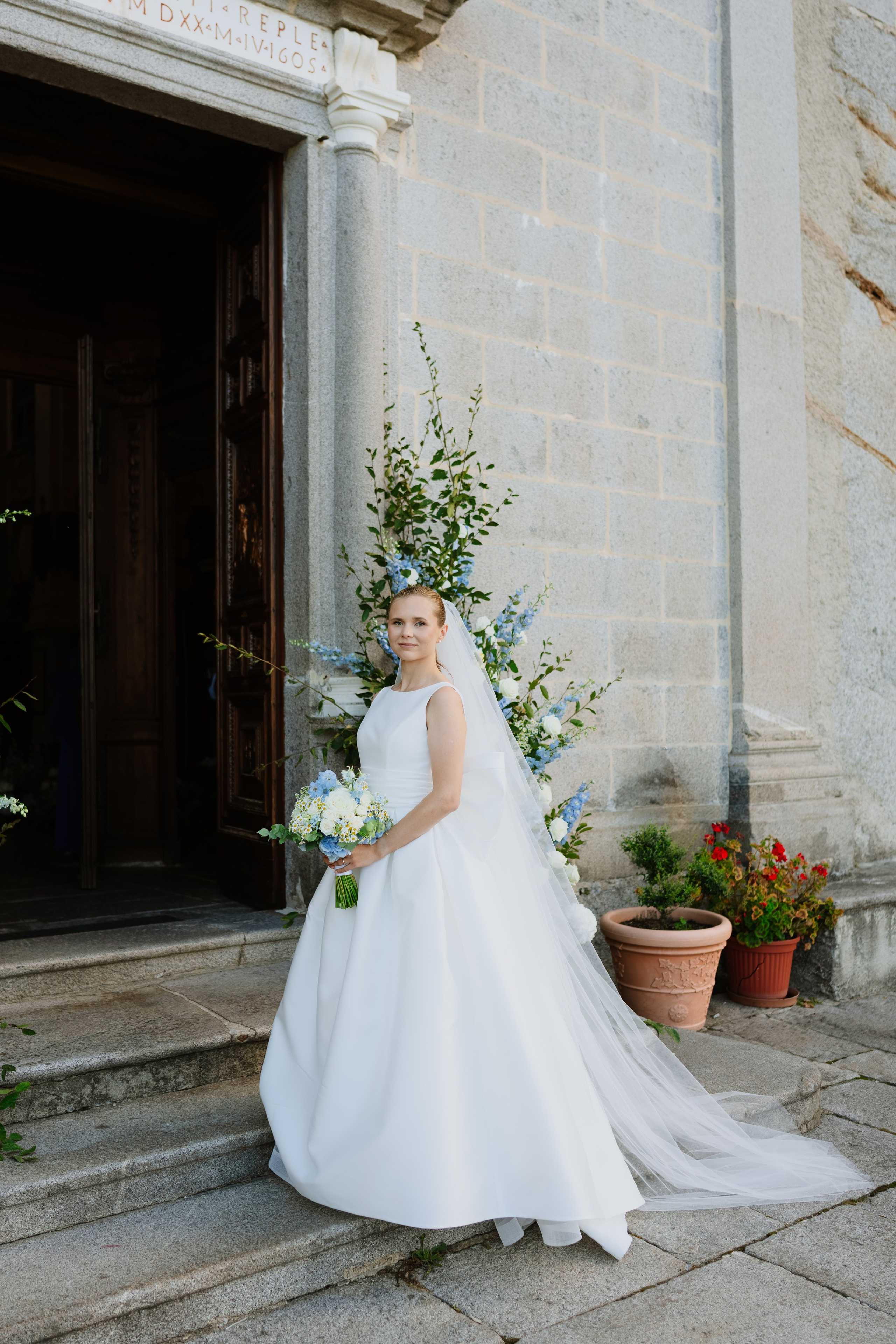 Vera & Lorenzo | Biella, Italy. Professional Wedding Photographer Geneva & Romande Switzerland | Tanya Creator