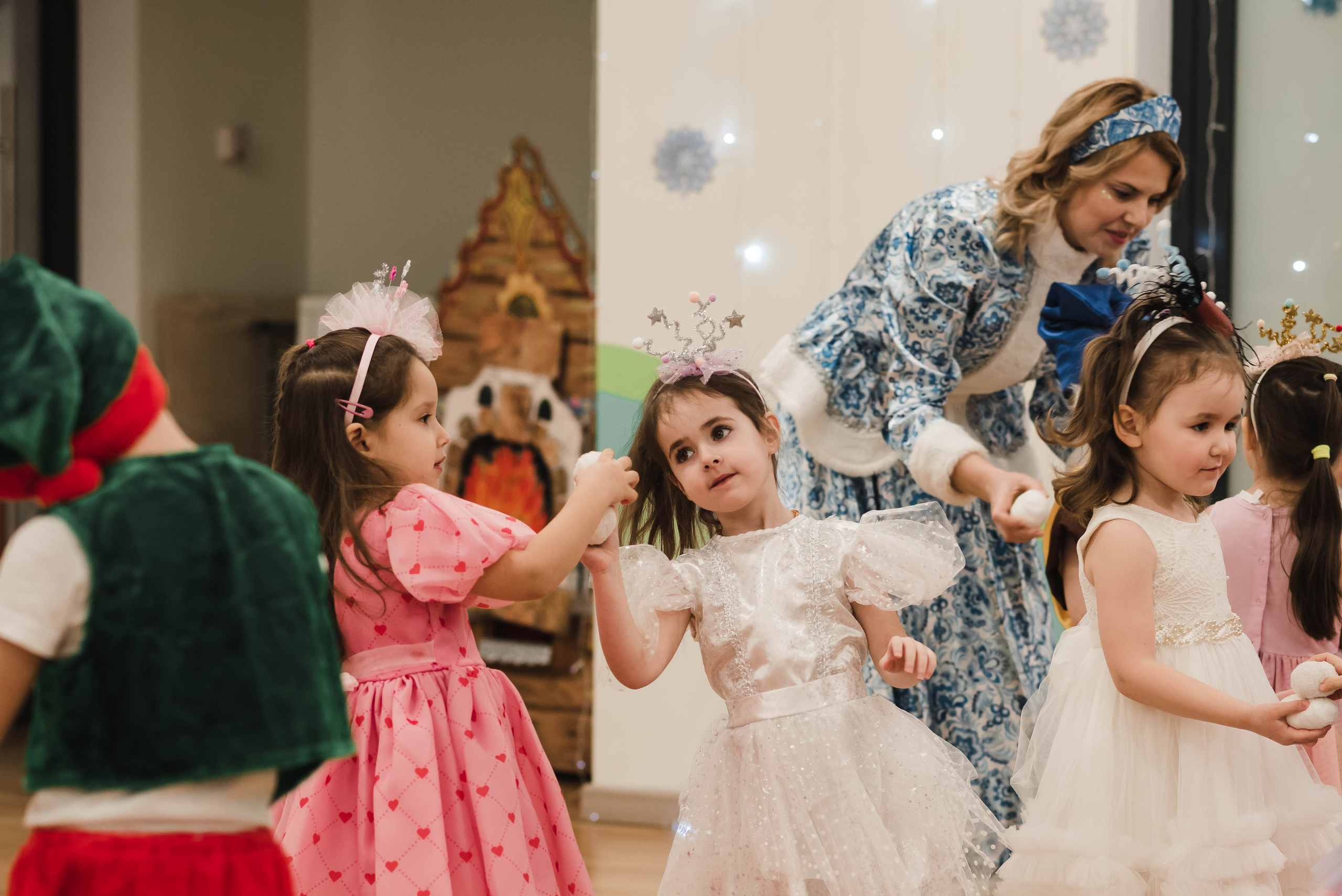 Детский садик Новый год. Фотограф в Москве новорожденные свадьбы семьи Дарья Ларионова