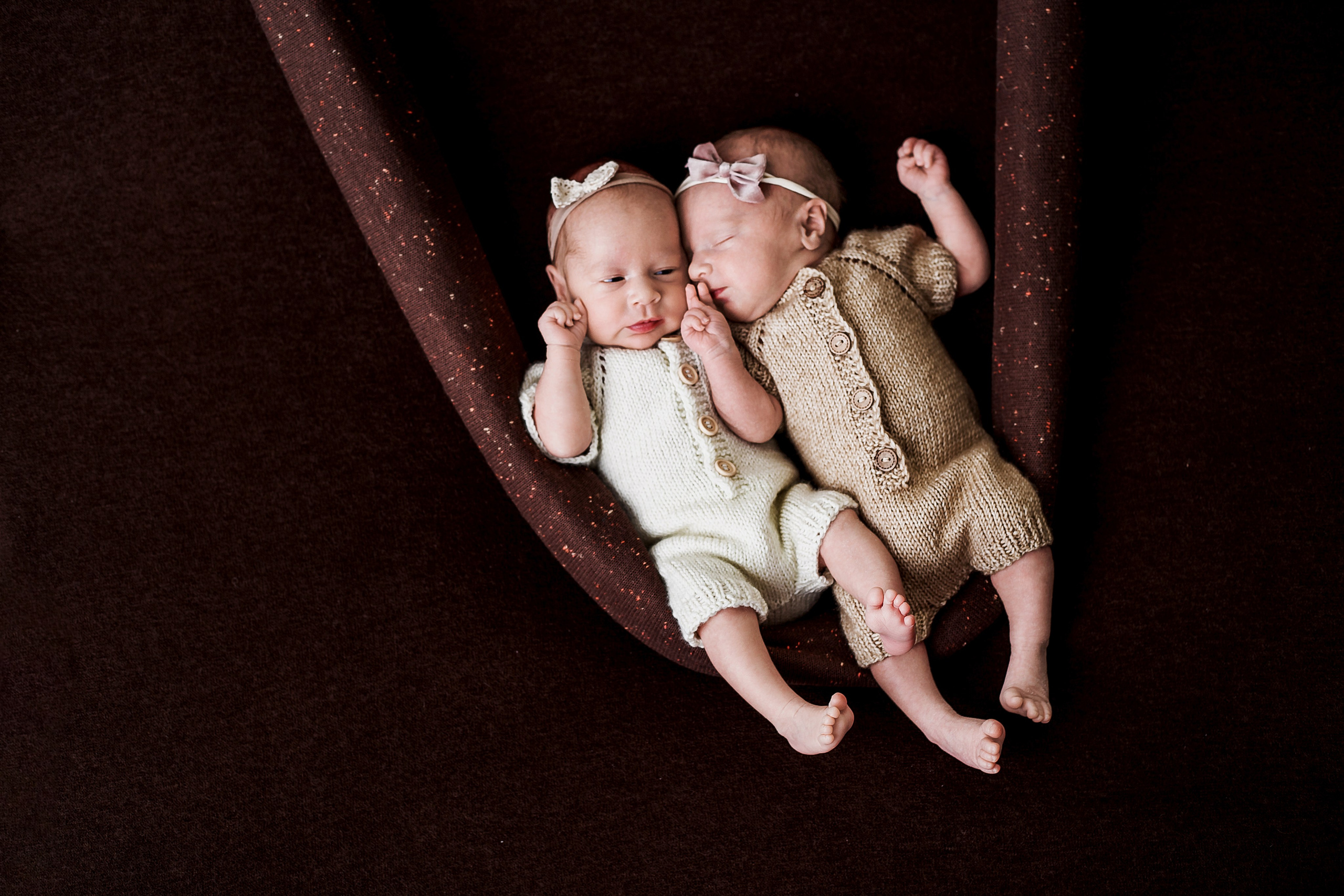 Таисия и Есения, пакет «Стандарт», 21 день. Фотограф новорождённых Екатерина Боброва. Ульяновск