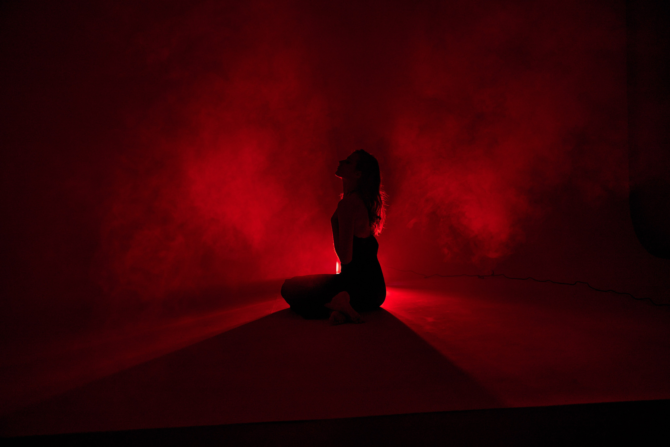 Lady in red. Свадебная, репортажная фотосъемка и видеосъемка в Минске. Илья и Юлия Ширмановы. Фотограф | Видеограф | Минск