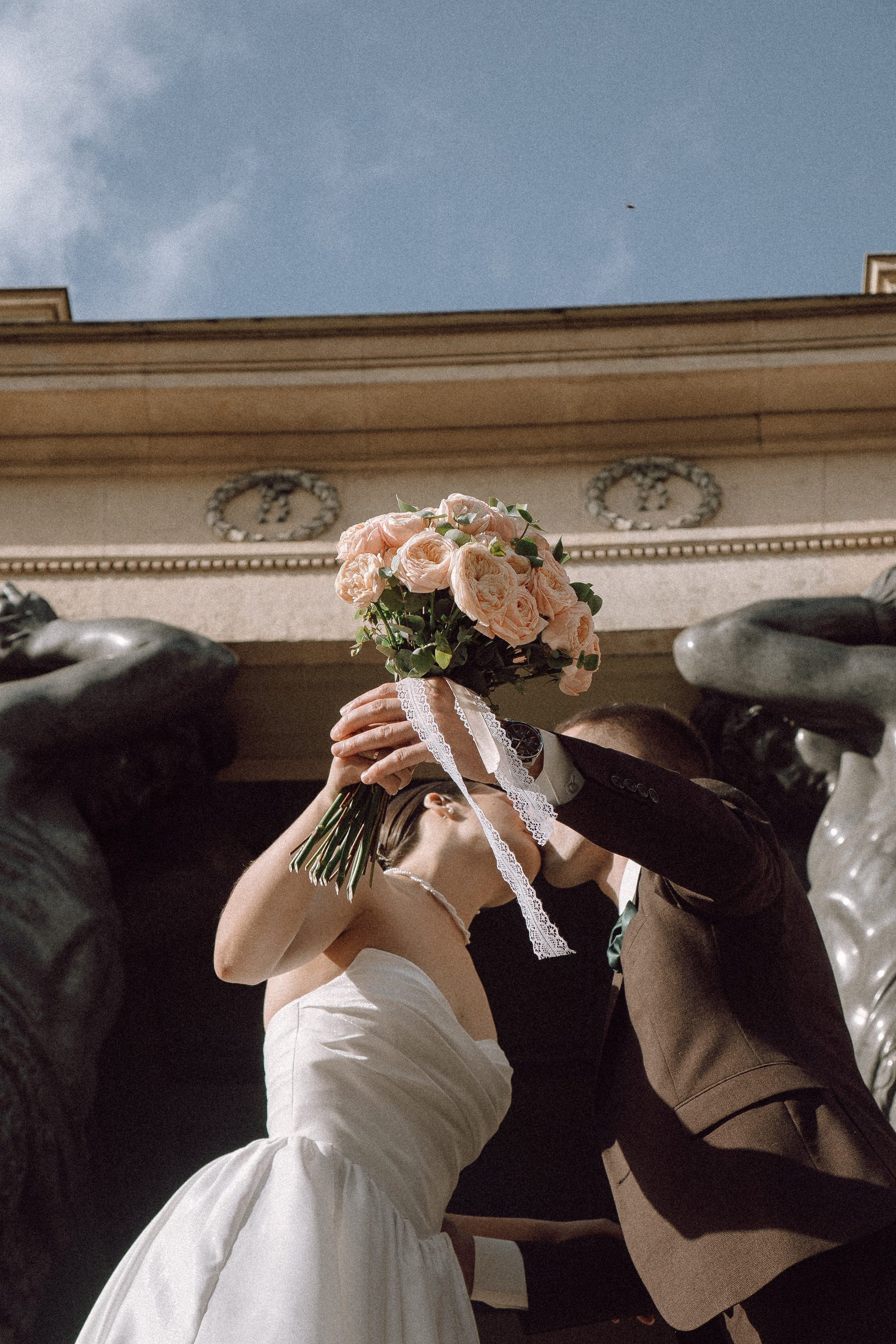 СВАДЕБНАЯ ПРОГУЛКА В САНТК-ПЕТЕРБУРГЕ (ИСАКИЕВСКИЙ СОБОР, ЗИМНЯЯ КАНАВКА, ЭРМИТАЖ И БОЛЬШАЯ МОРСКАЯ УЛИЦА). Профессиональный фотограф, Санкт-Петербург — Виктория Богомолова