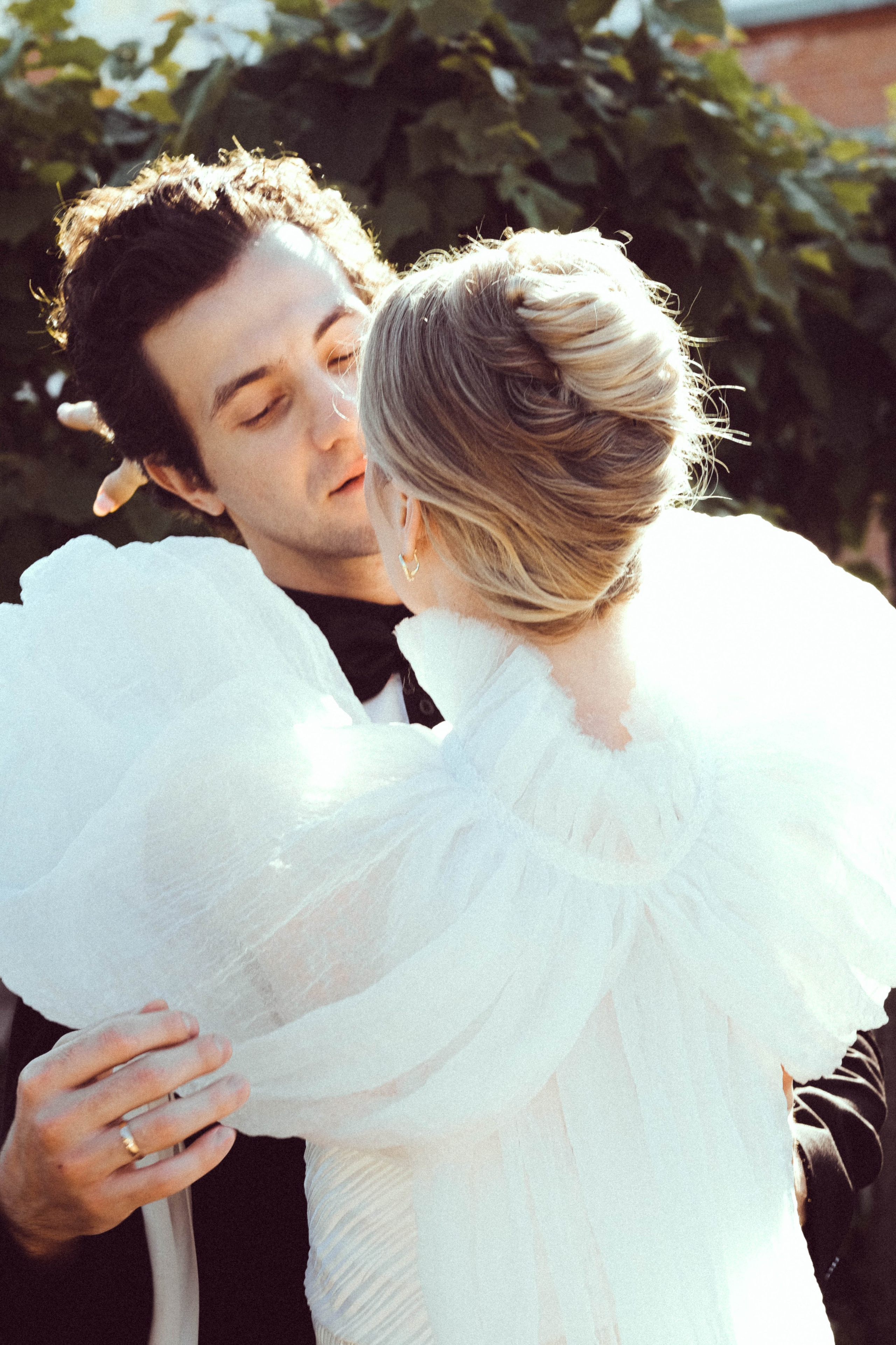 СВАДЕБНАЯ СЬЕМКА В ПАРКЕ ОРАНИЕНБАУМ. Профессиональный фотограф, Санкт-Петербург — Виктория Богомолова