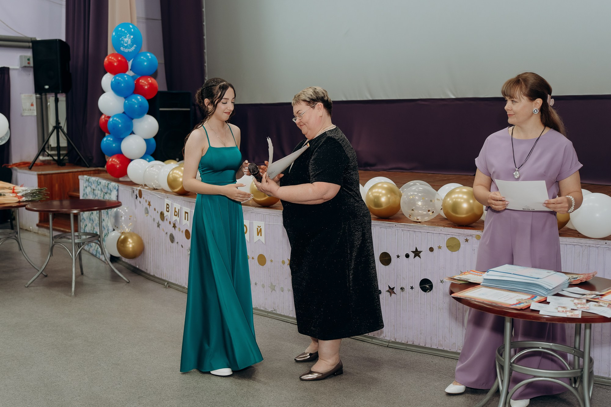 Фотосъемка школьного выпускного для 11 класса. Свадебный и репортажный фотограф в Ярославле Евгений Сальников