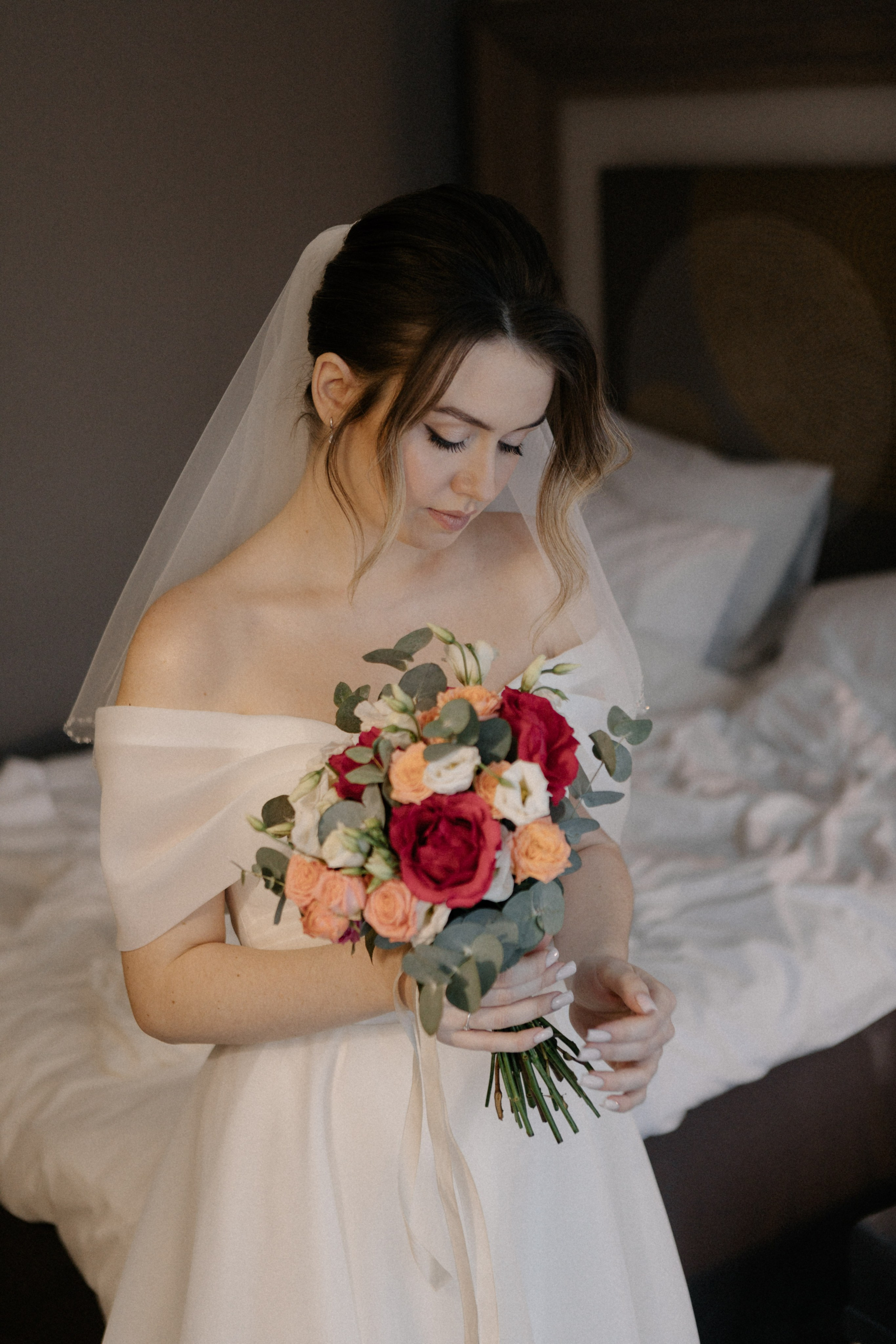 Ксюша и Илья. Утро в отеле роспись в Birds. Свадебный и портретный фотограф в Москве Анастасия Масюк