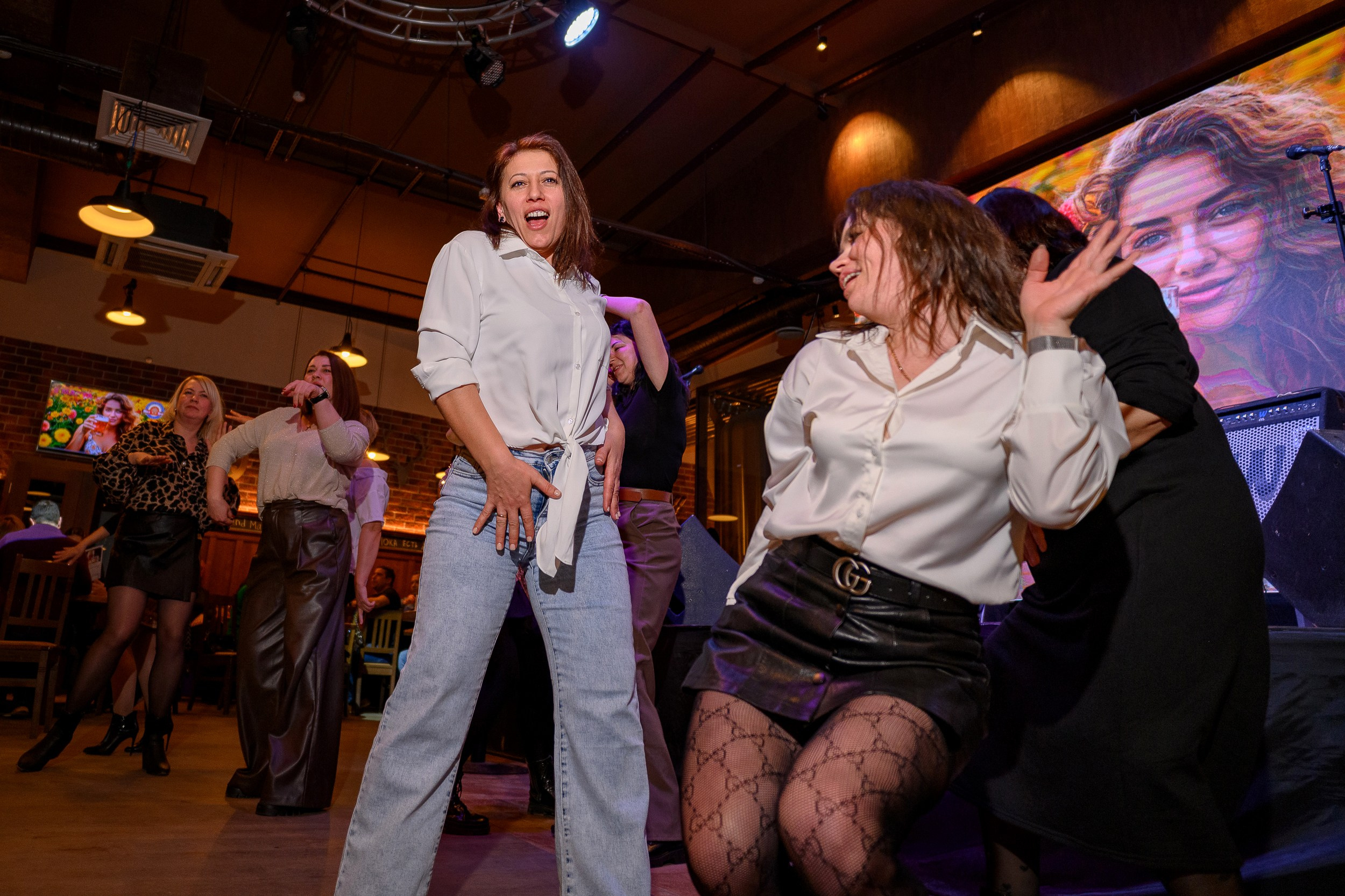 8Марта_МаксБрой. Фотограф Александр Данилов