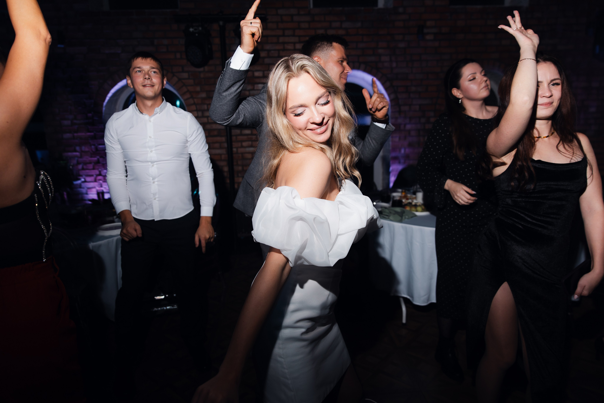 Яков и Елена 12.10.24. Фотограф — Погодина Екатерина