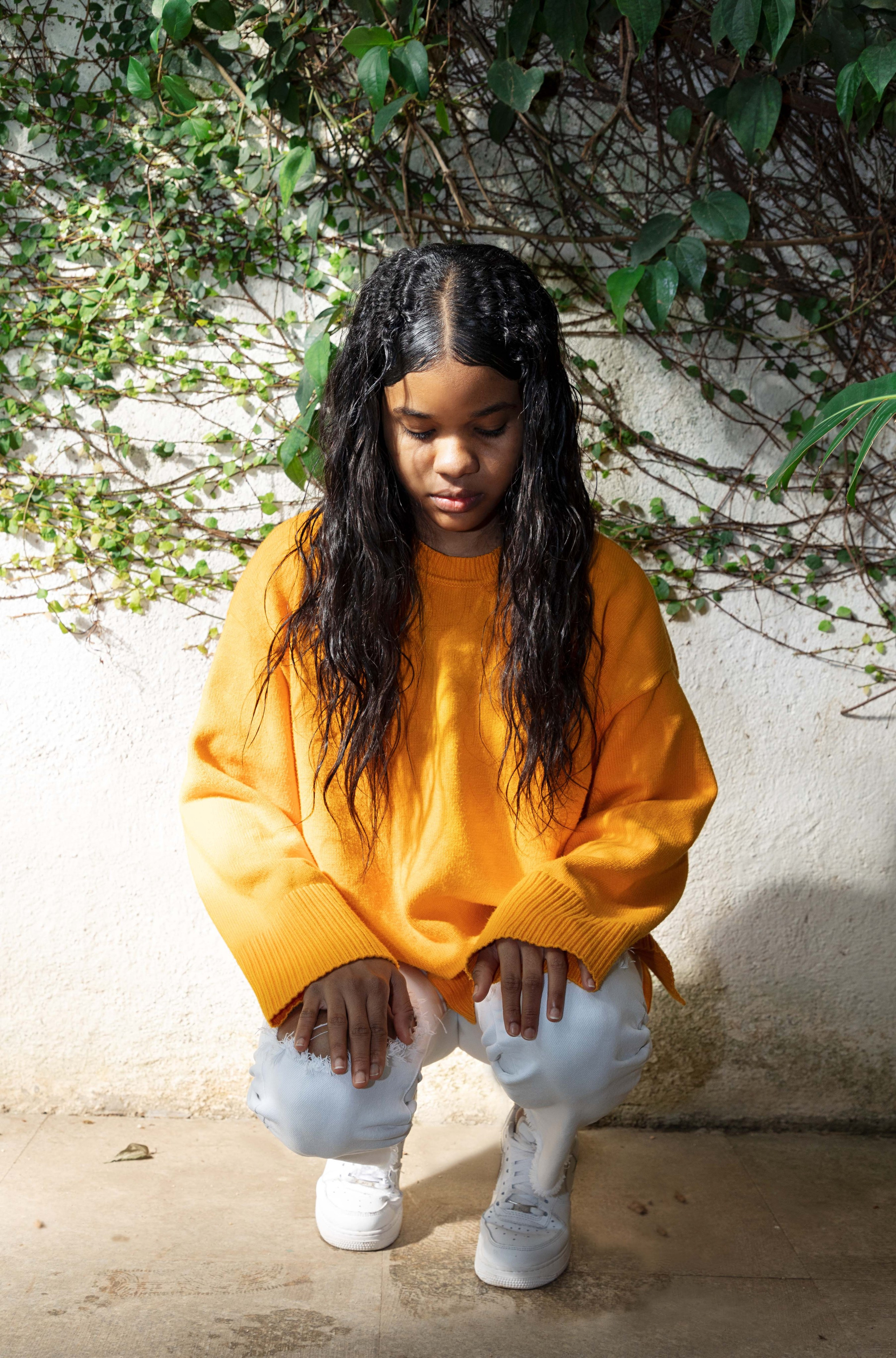 Egg:The life cycle of a butterfly begins with this stage.The female butterfly lays eggs on a suitable plant. This plant is typically chosen based on the butterfly species and can provide suitable food for the future caterpillar.Butterfly eggs have various shapes, colors, and sizes depending on the species.Eggs can be attached to the plant or simply laid on its surface.