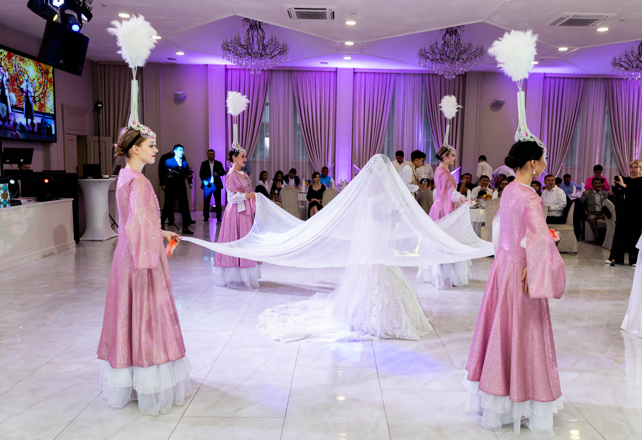 Адиль и Фарида