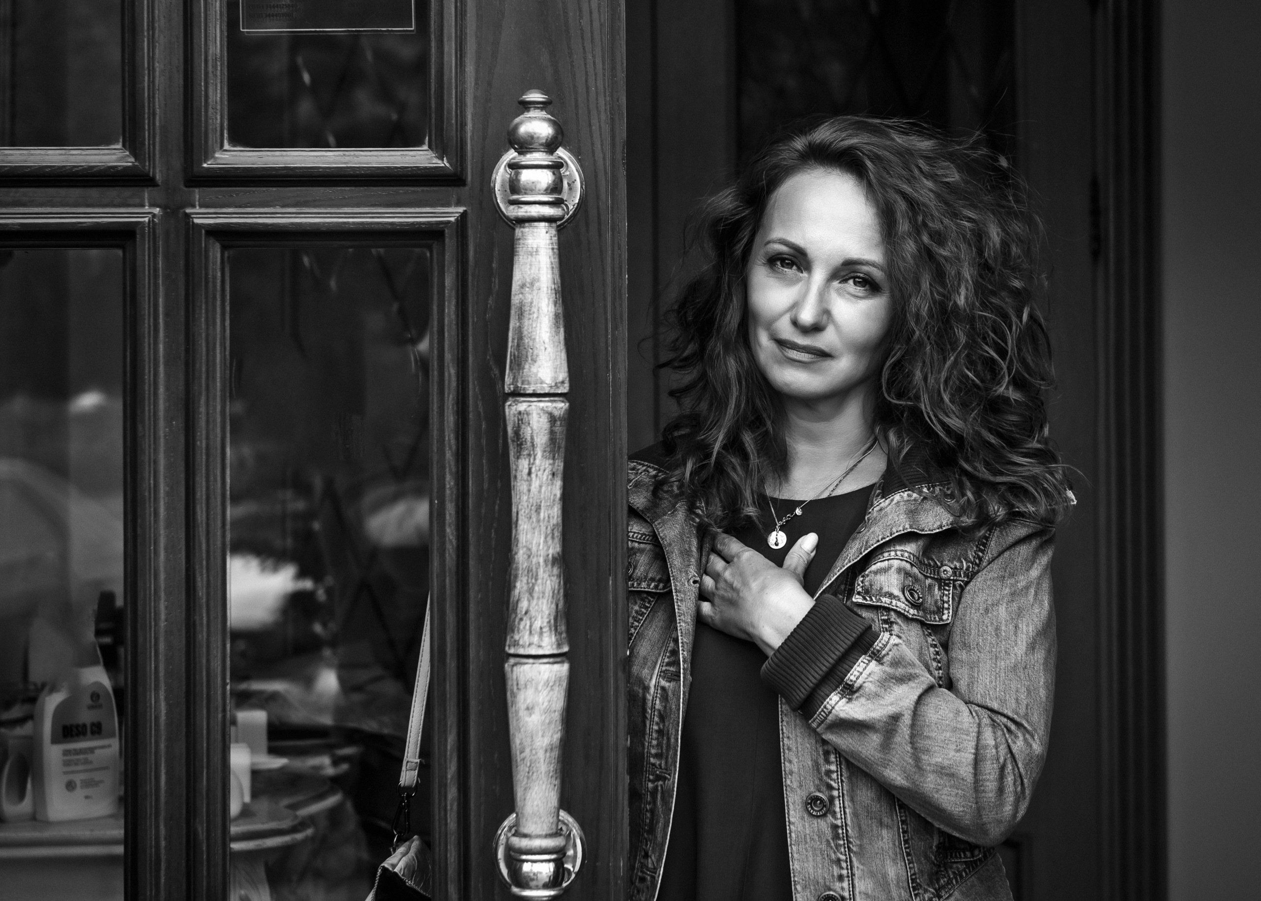 Ярослава. Спасибо за проявленный интерес к моему творчеству! Меня зовут Россохат