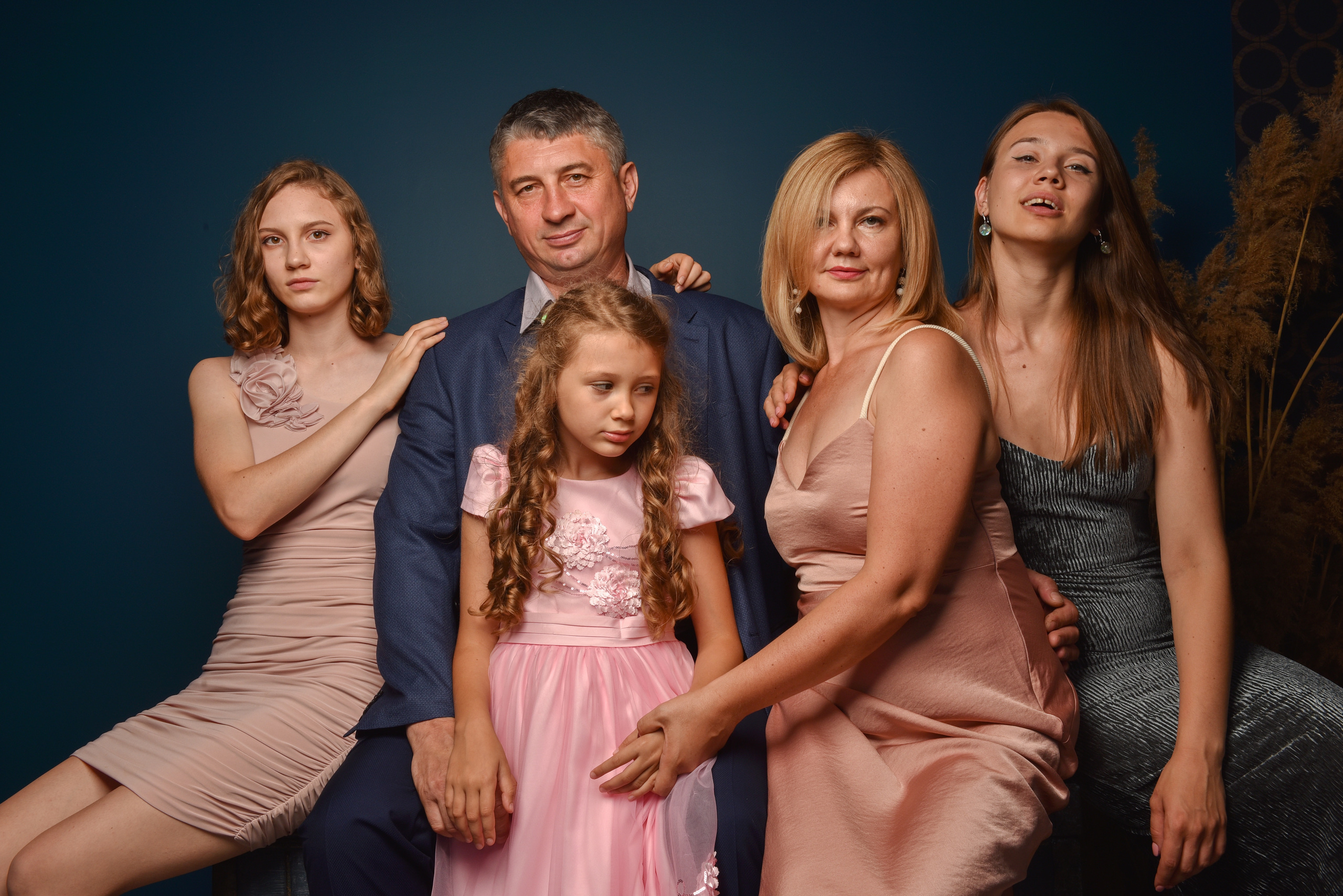 Family 11.07.20. Спасибо за проявленный интерес к моему творчеству! Меня зовут Россохат