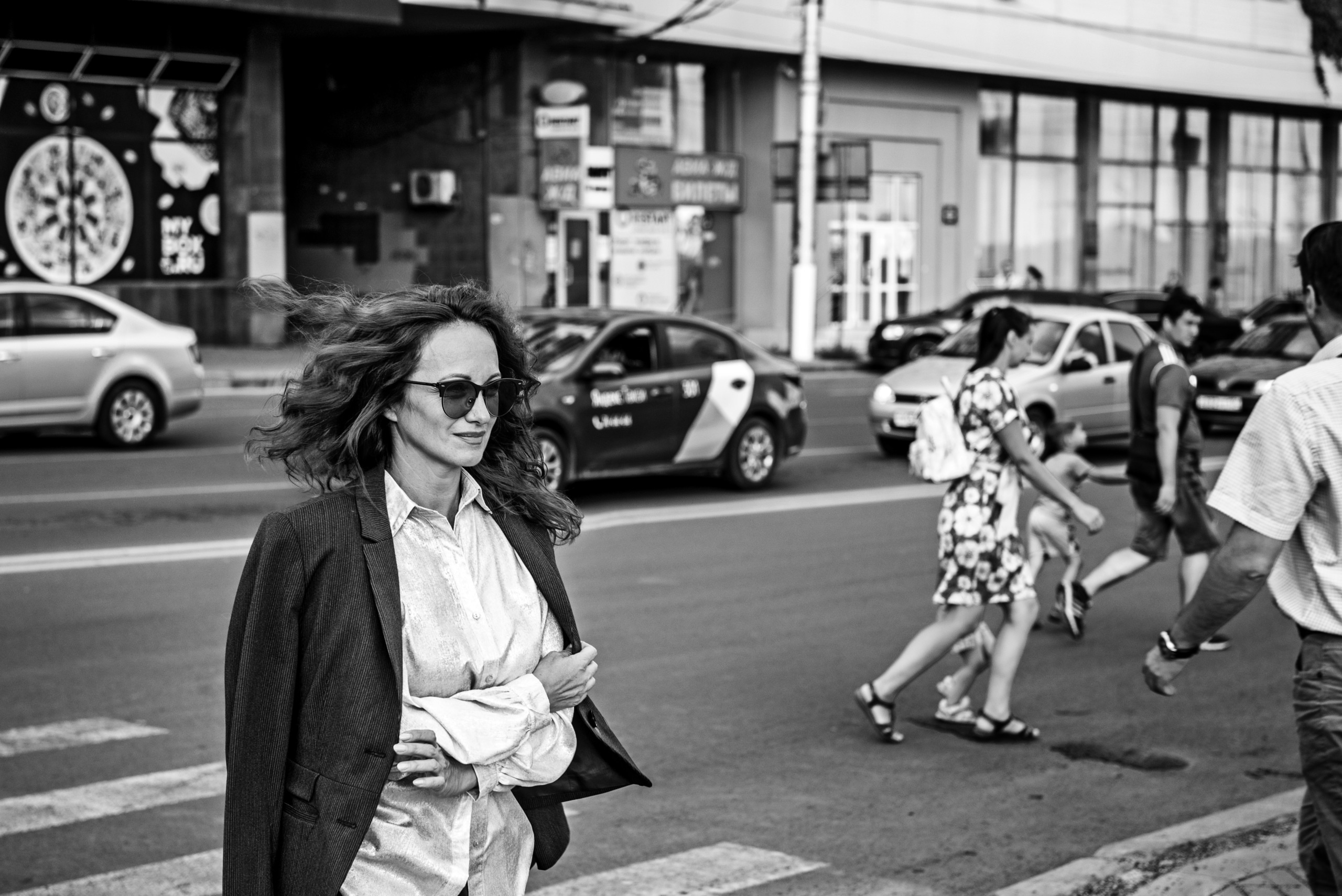 Ярослава. Спасибо за проявленный интерес к моему творчеству! Меня зовут Россохат