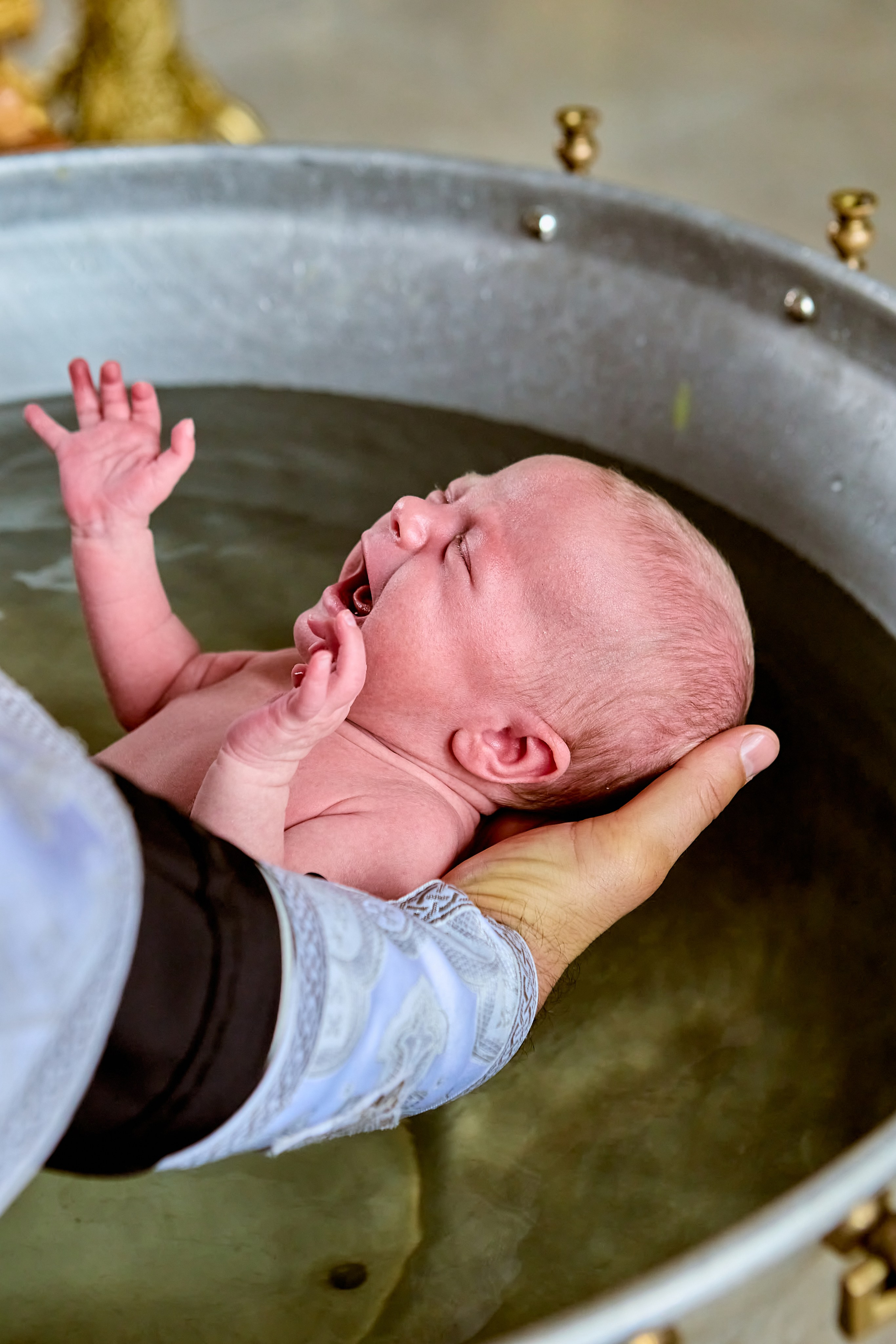 Фотограф Таинства Крещения и Венчания в Дзержинске и Нижнем Новгороде для фотокниги и альбомов
